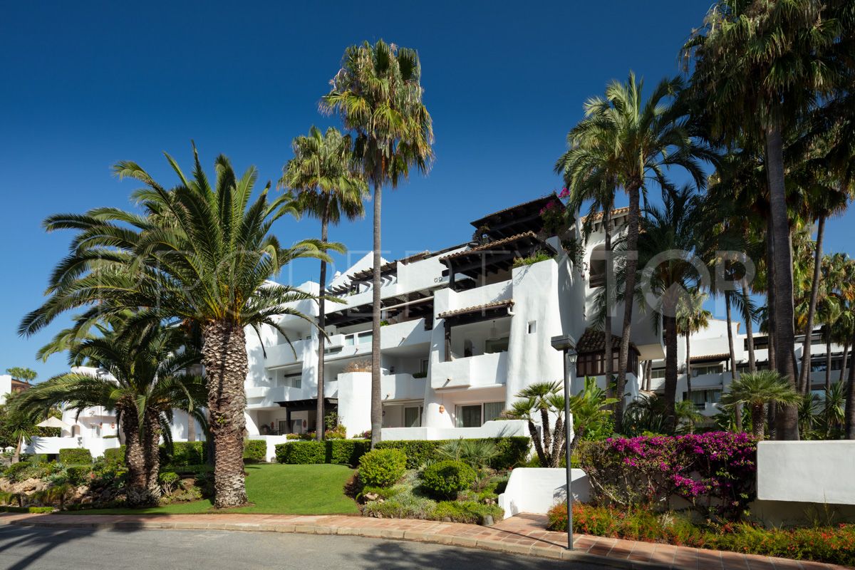Marbella Ciudad, atico duplex de 4 dormitorios en venta