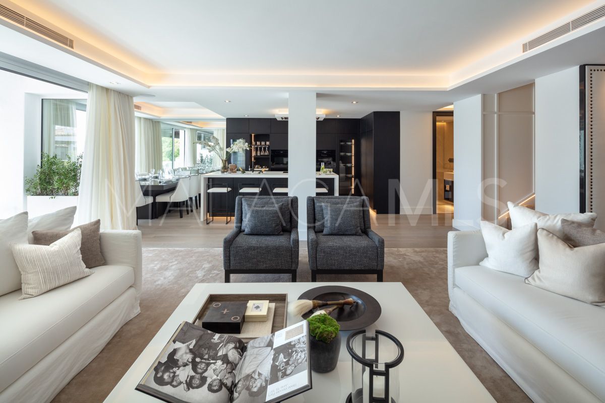 Zweistöckiges penthouse for sale in Marbella City