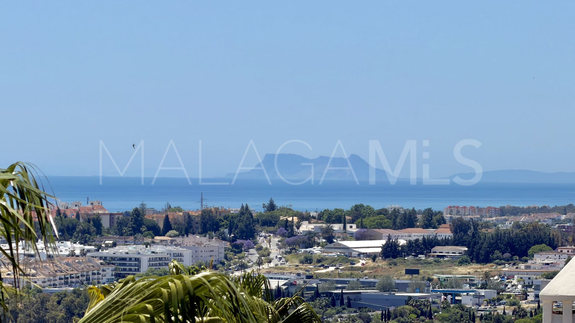Apartment for sale in Magna Marbella with 3 bedrooms