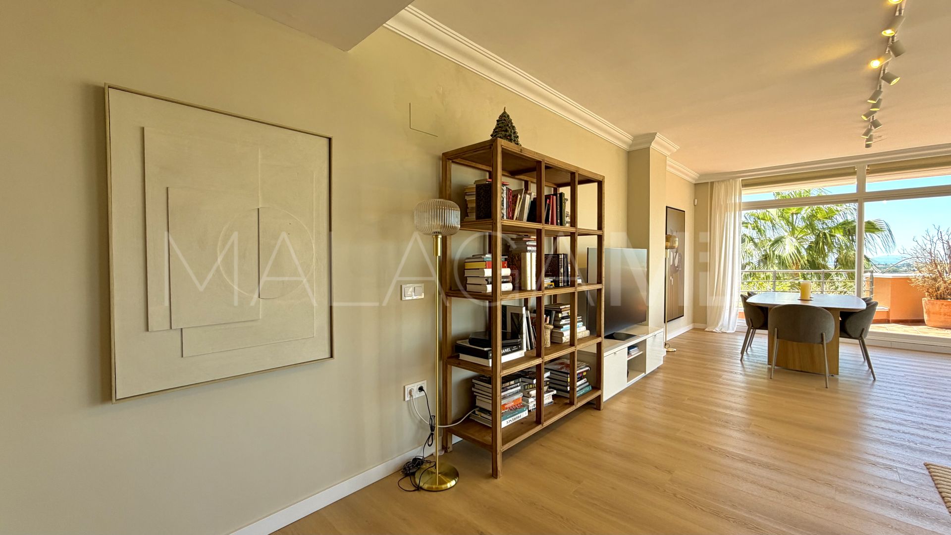 Apartment for sale in Magna Marbella with 3 bedrooms