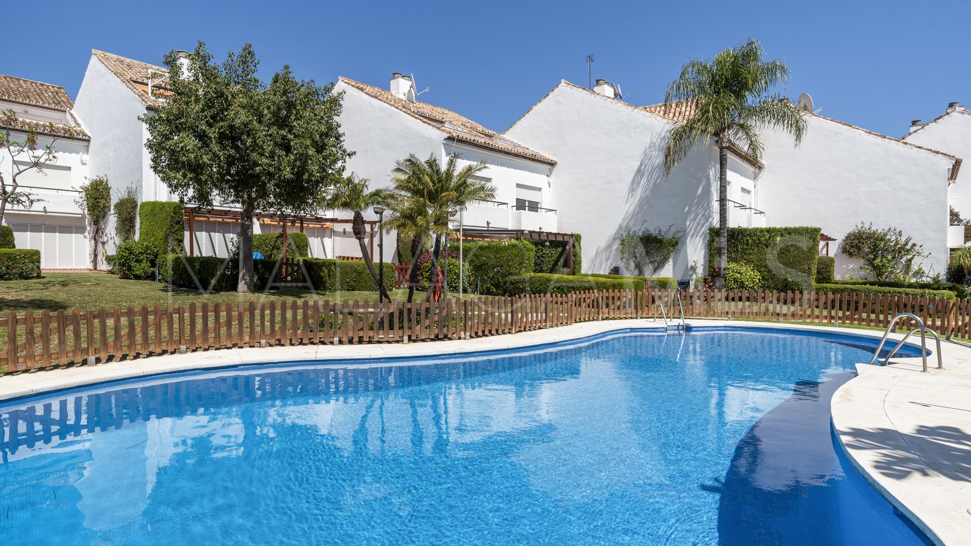 Reihenhaus for sale in Estepona Westen