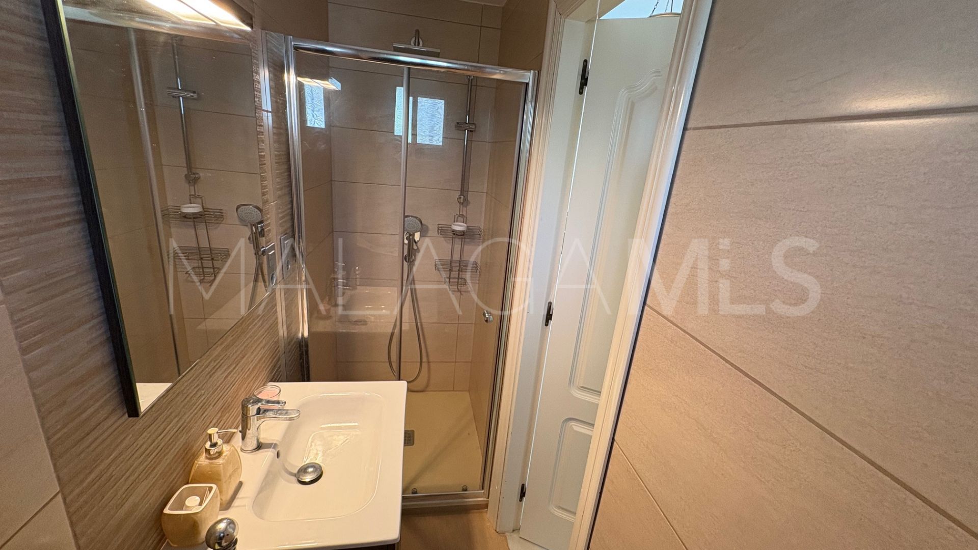 Radhus for sale in Estepona