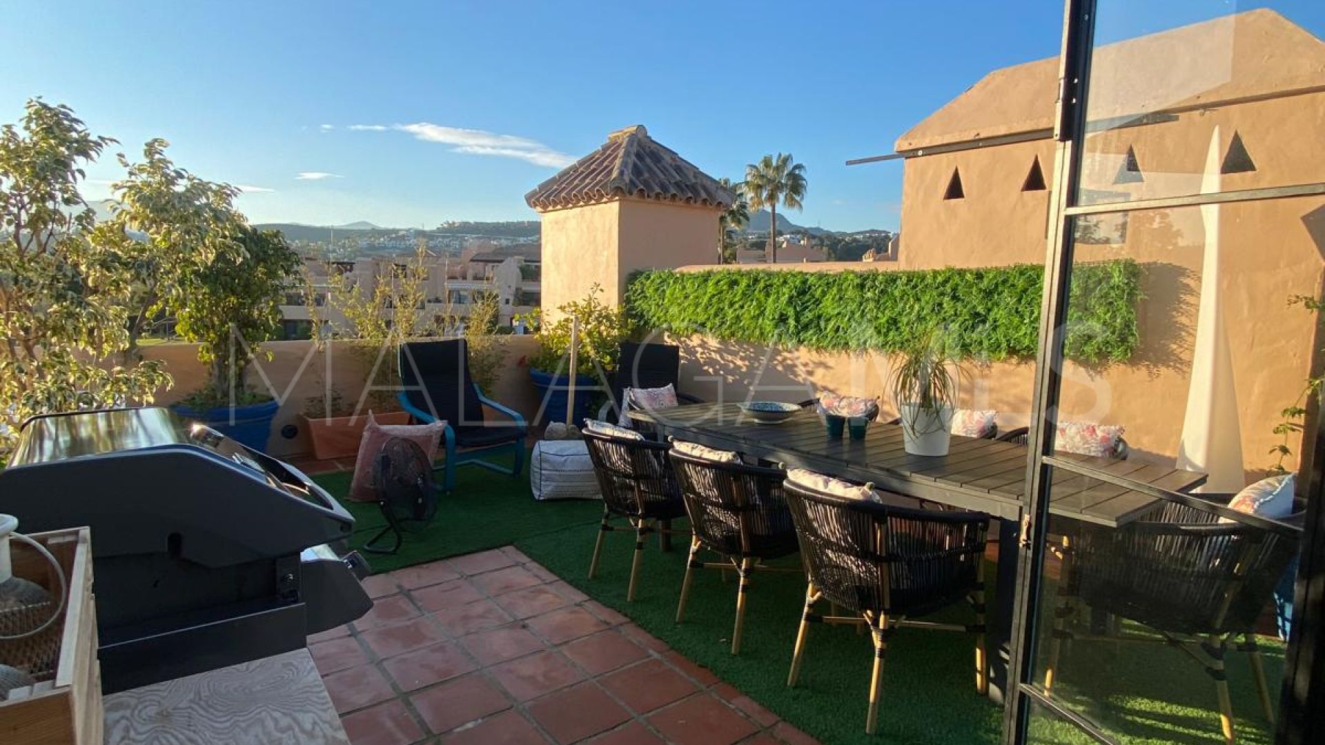 Tvåvåningslägenhet for sale in Estepona