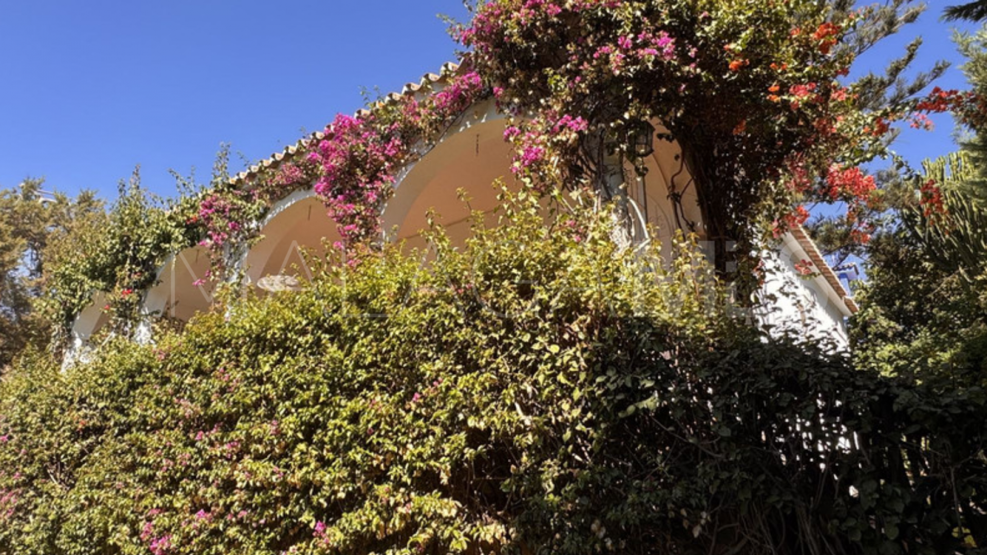 Villa for sale in Marbesa