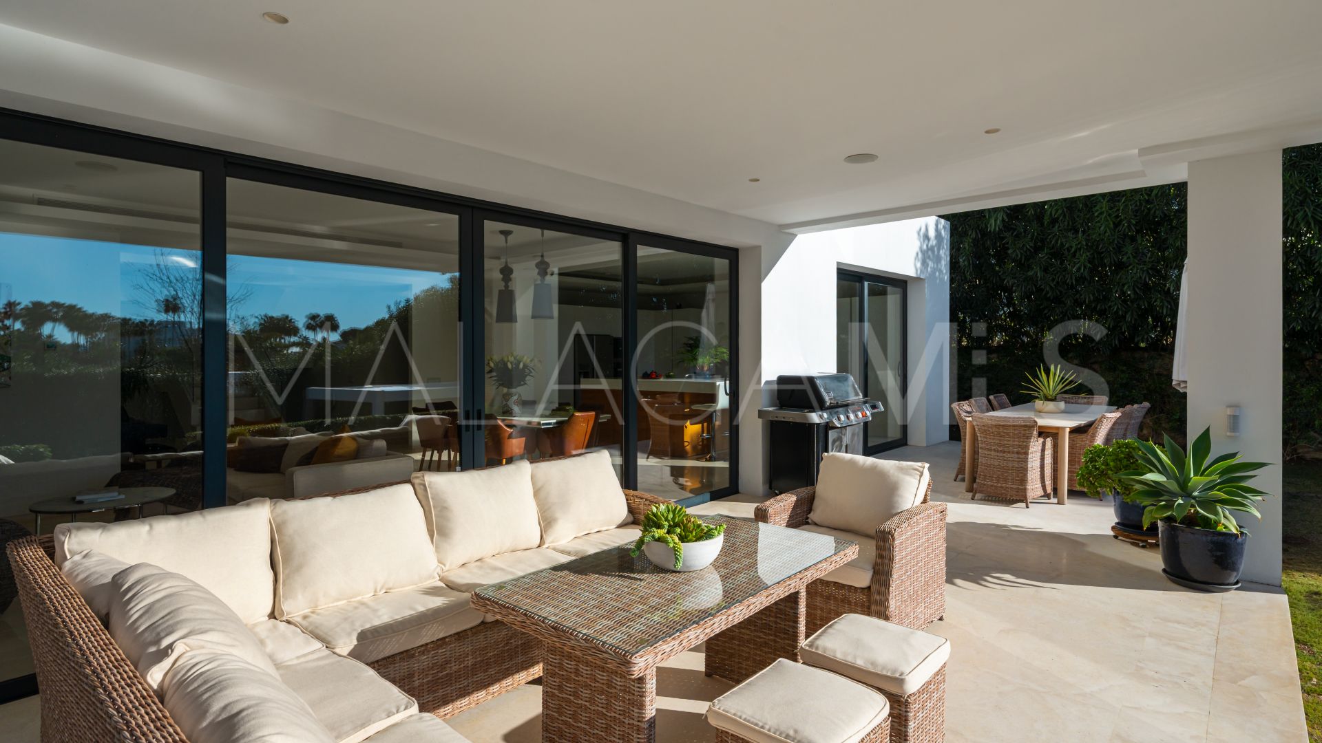 Villa for sale in Los Olivos