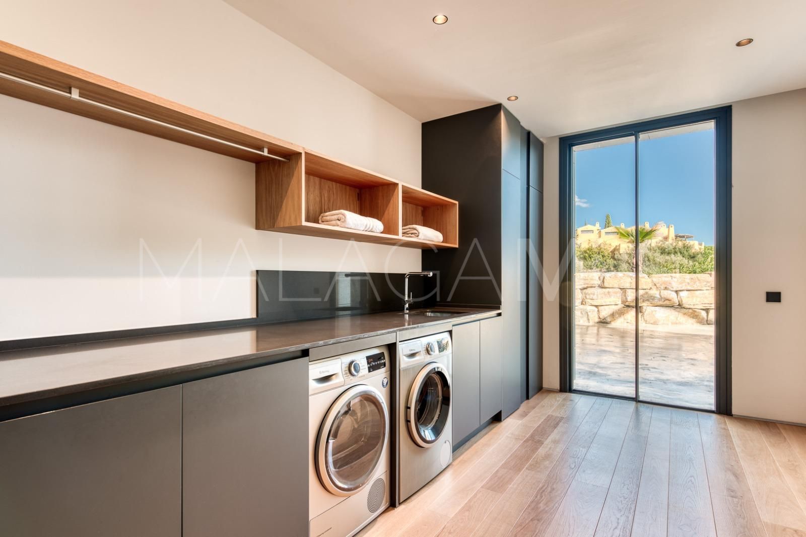 Lomas del Virrey, villa with 6 bedrooms for sale