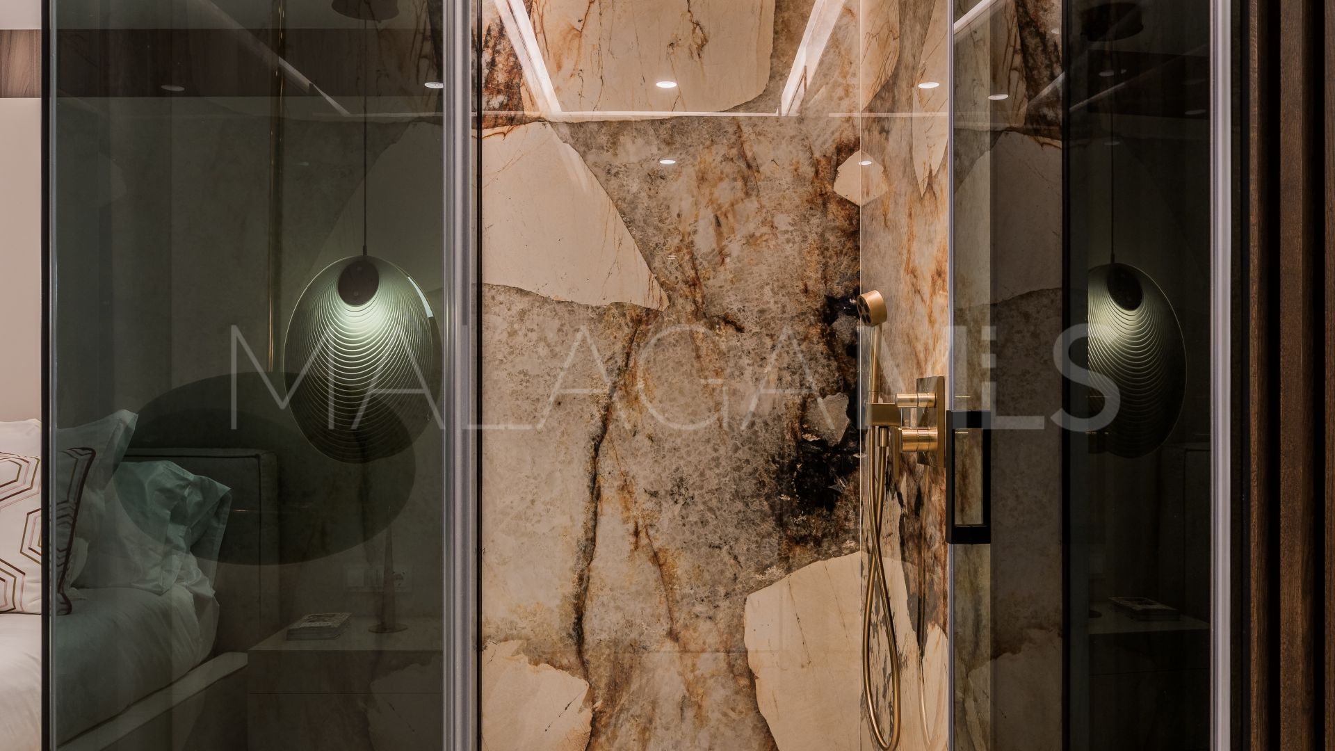 Lägenhet for sale in Los Monteros Palm Beach