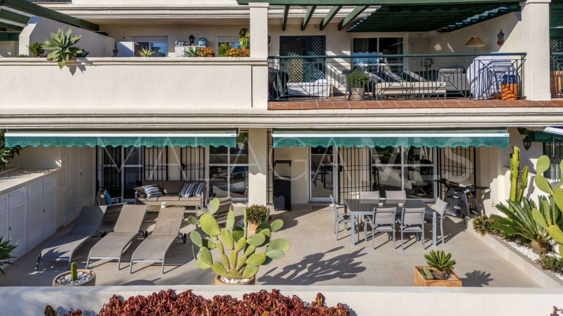 Lägenhet for sale in Nueva Andalucia