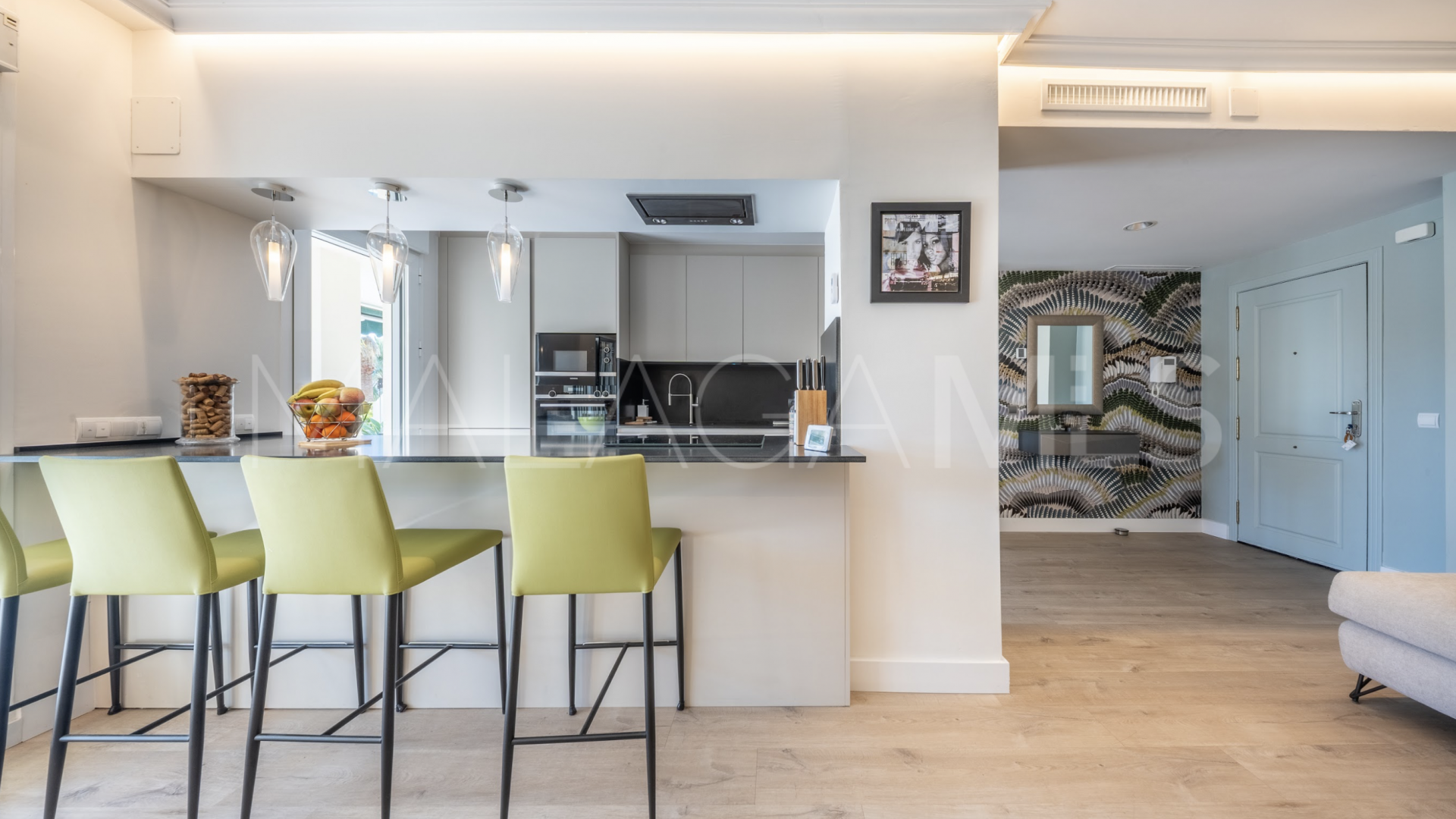 Lägenhet for sale in Nueva Andalucia