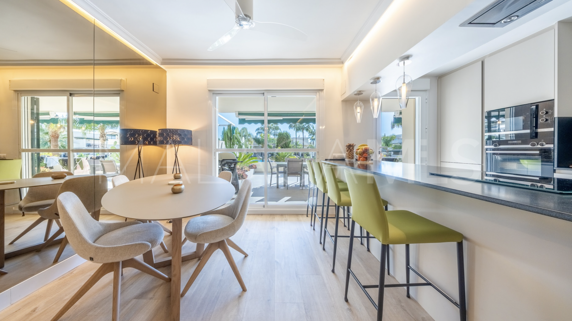 Lägenhet for sale in Nueva Andalucia