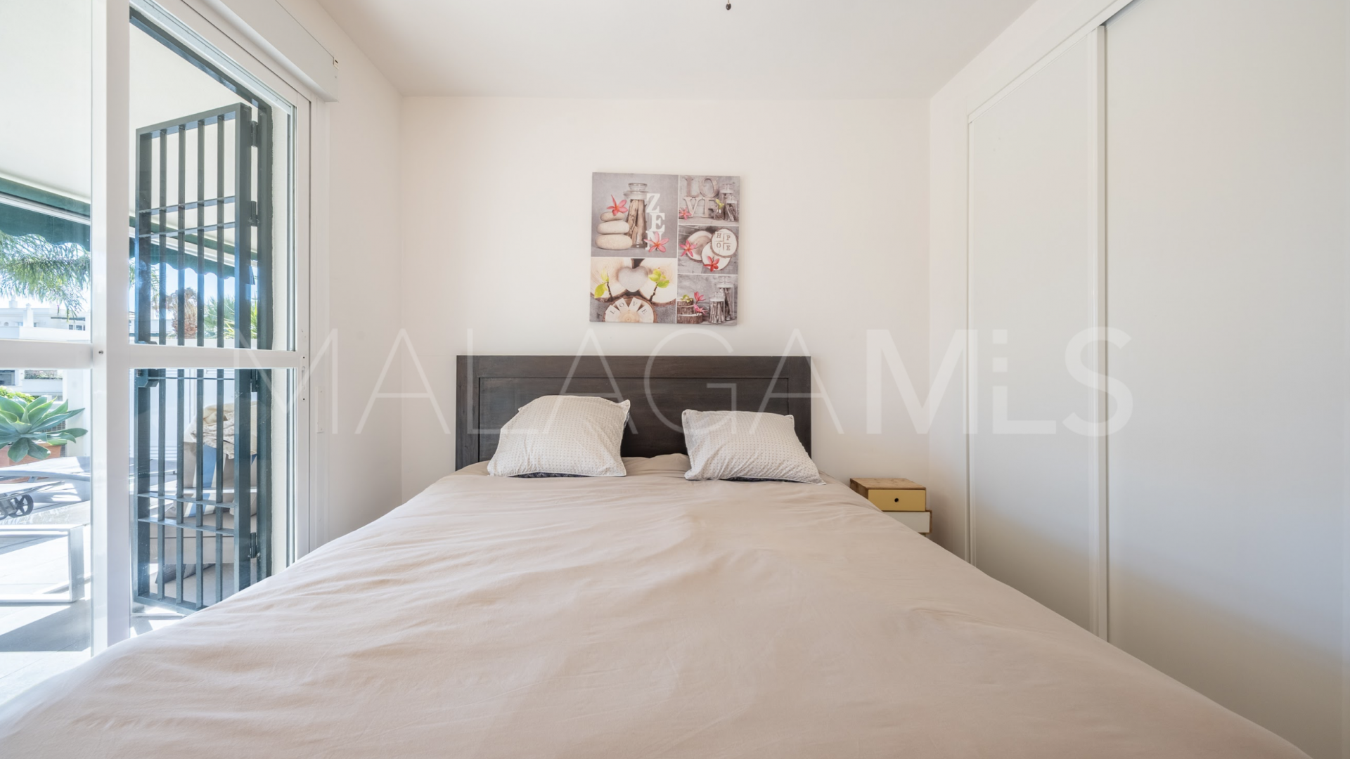 Lägenhet for sale in Nueva Andalucia