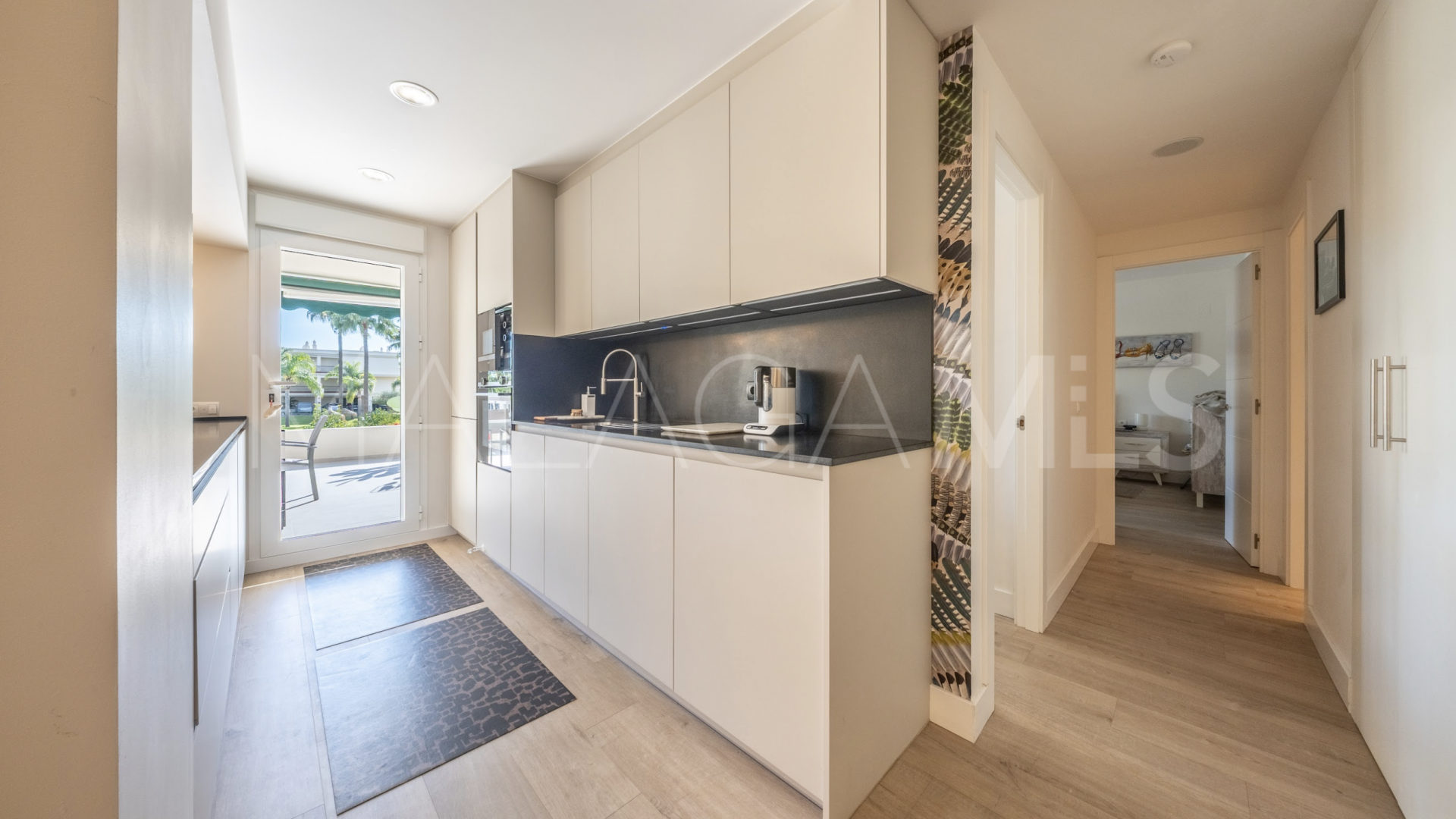 Lägenhet for sale in Nueva Andalucia