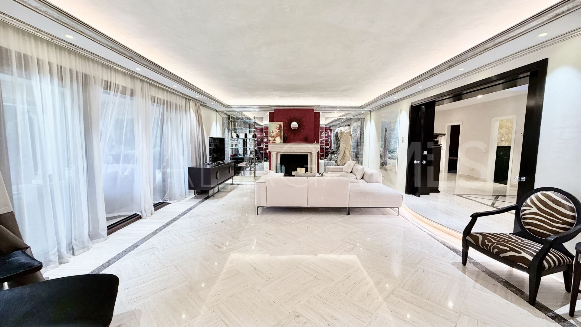 For sale Sierra Blanca 7 bedrooms villa