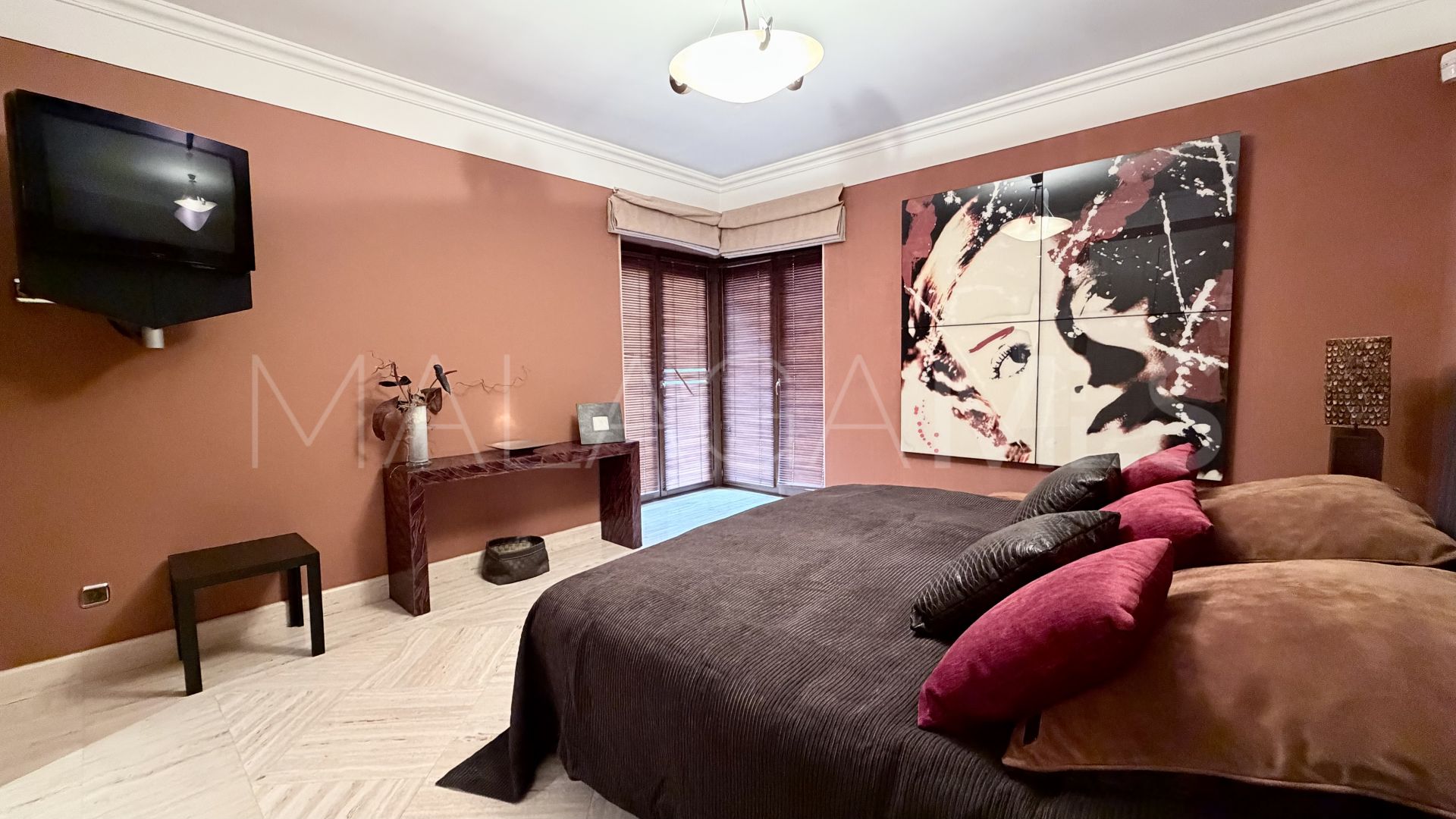 For sale Sierra Blanca 7 bedrooms villa