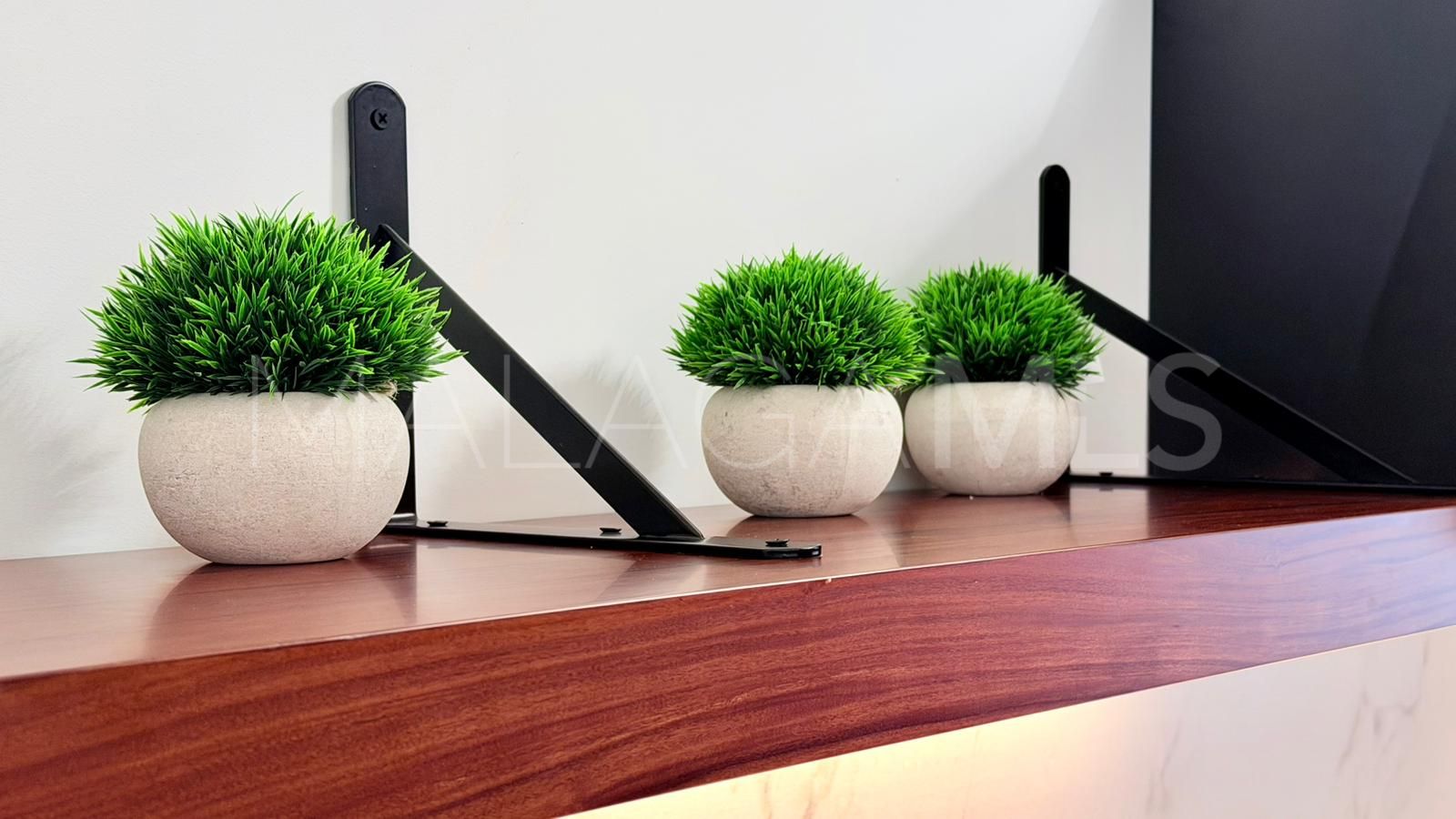 For sale 2 bedrooms apartment in Nueva Andalucia