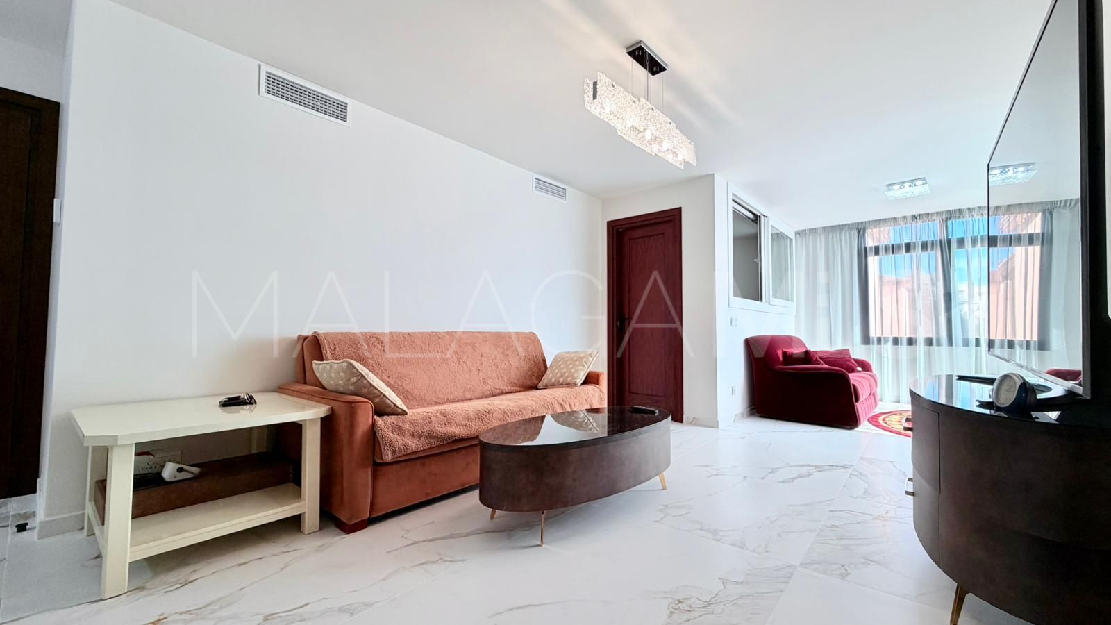 For sale 2 bedrooms apartment in Nueva Andalucia