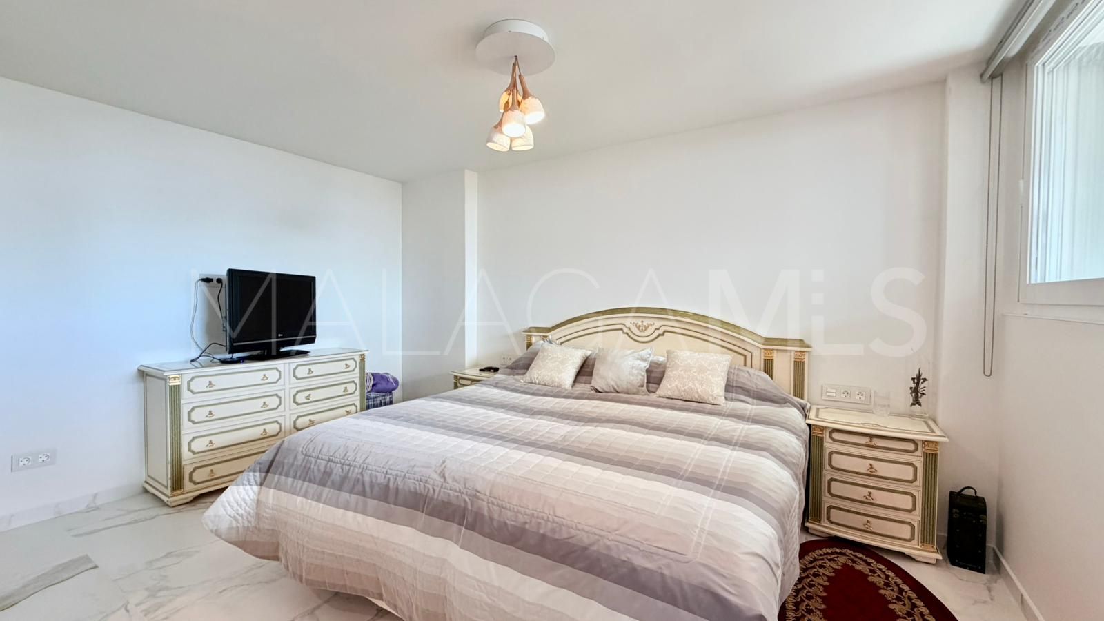 For sale 2 bedrooms apartment in Nueva Andalucia