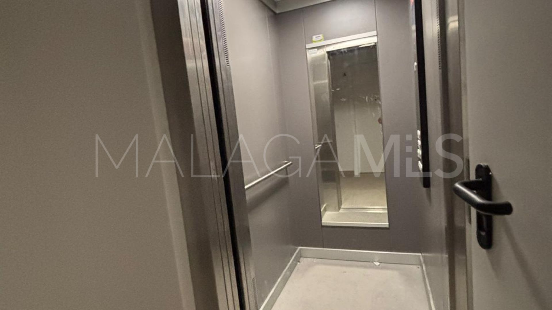 Lägenhet for sale in Estepona