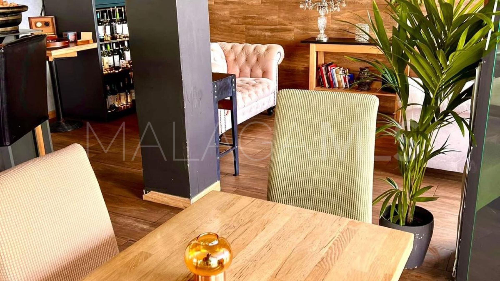 For sale bar in Aloha Pueblo