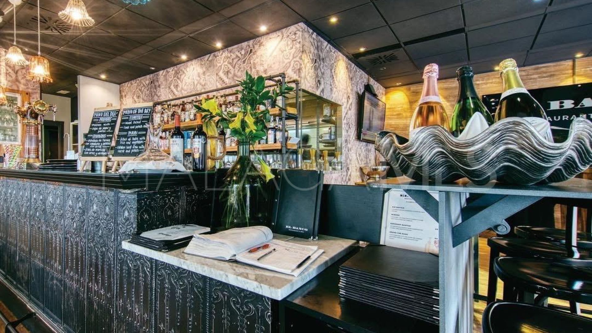 For sale bar in Aloha Pueblo