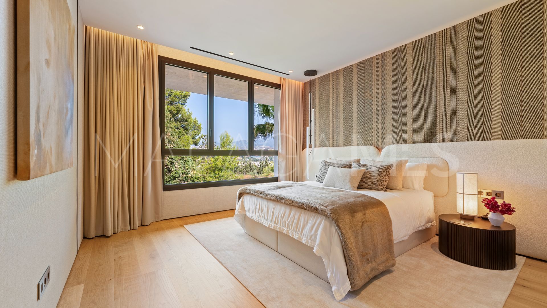 Villa for sale in Sierra Blanca