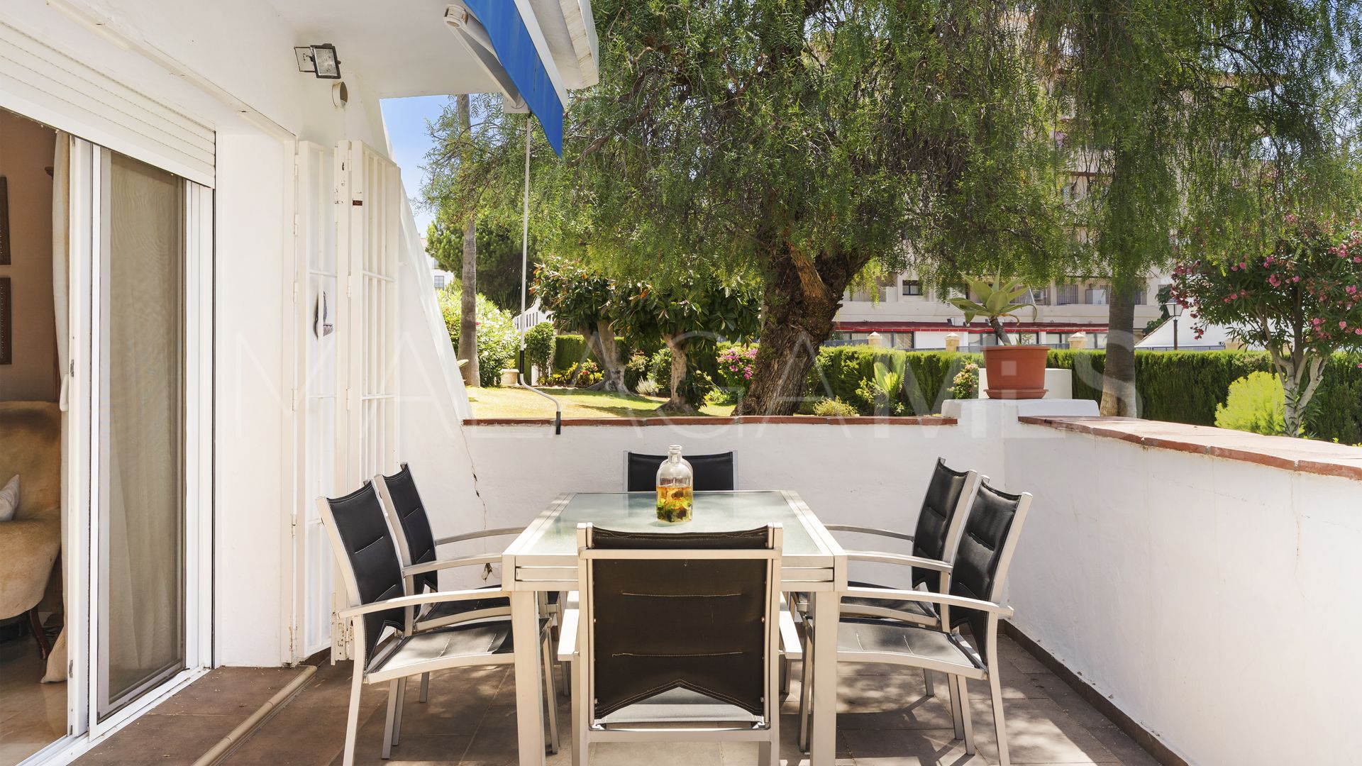 For sale apartment in Nueva Andalucia