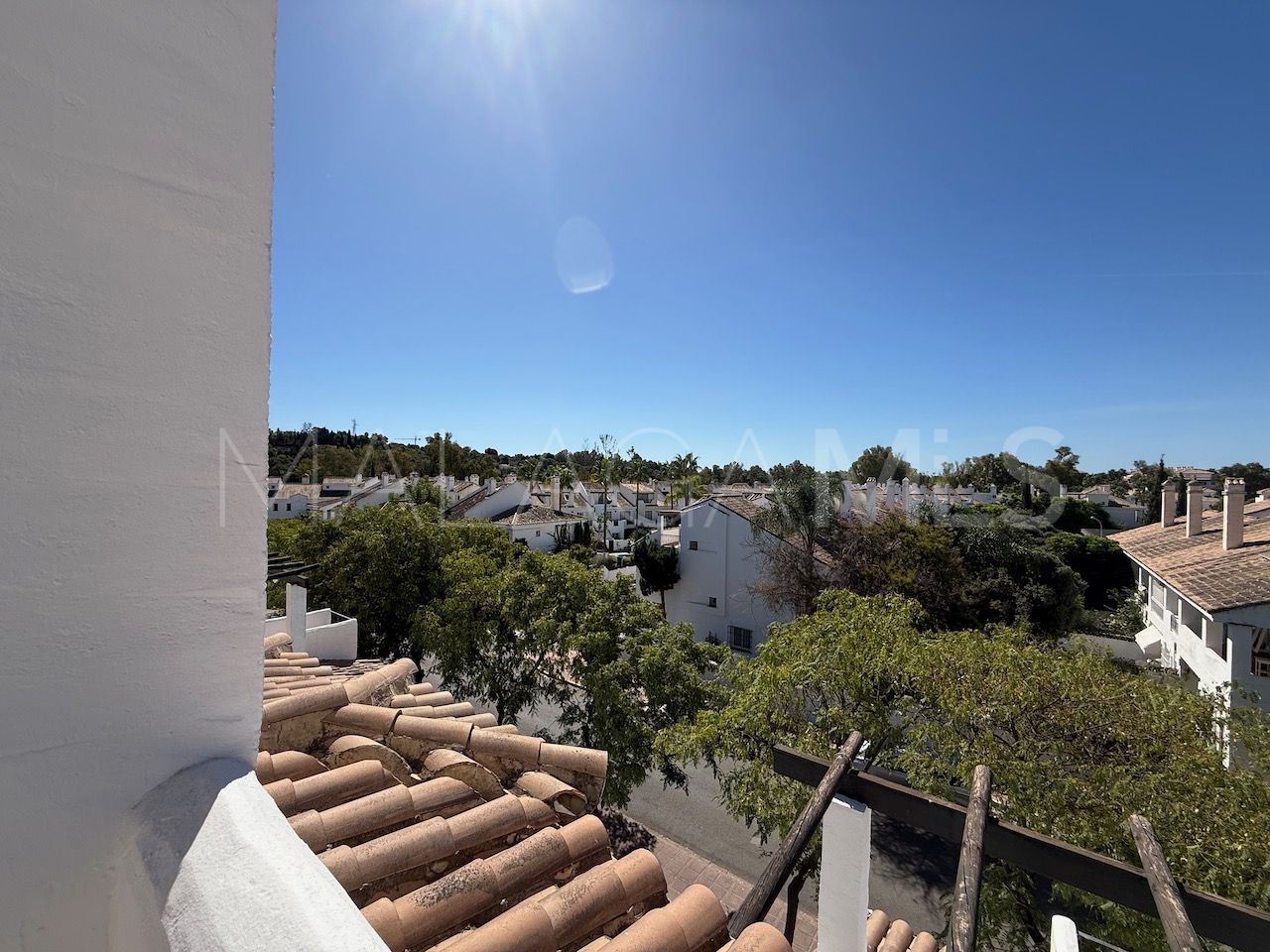 Zweistöckiges penthouse for sale in Los Naranjos de Marbella