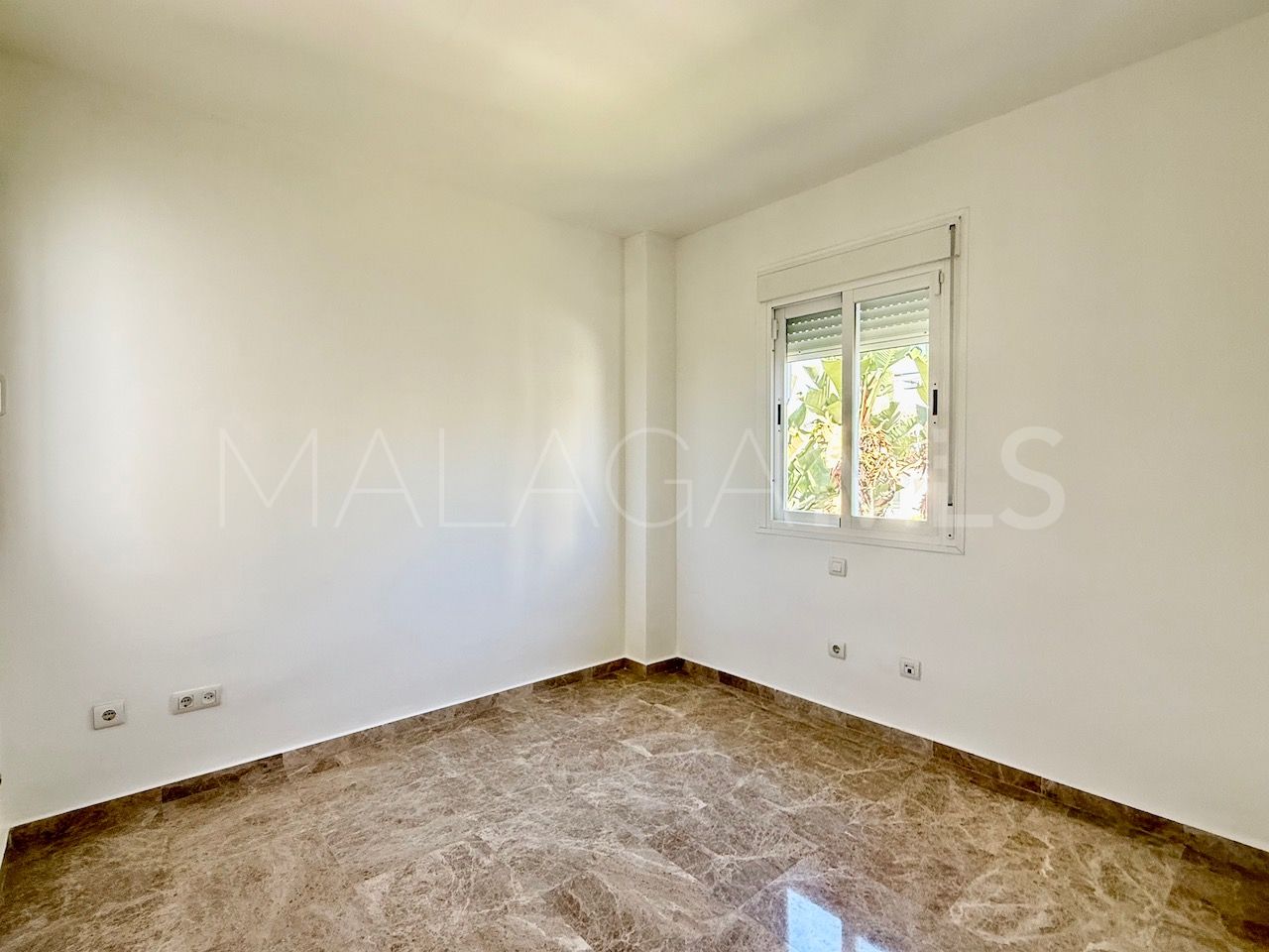 Zweistöckiges penthouse for sale in Los Naranjos de Marbella