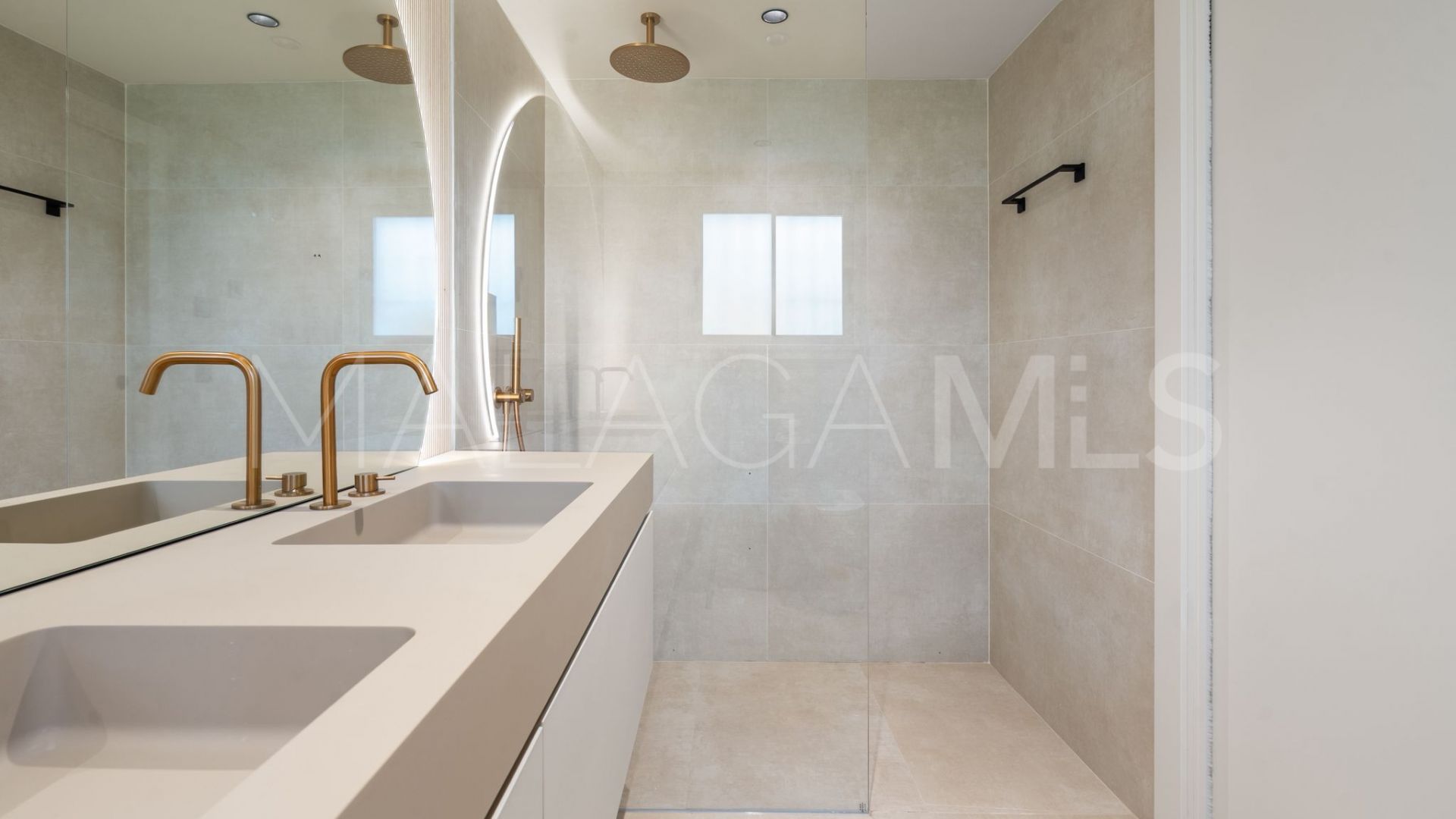 Ground floor apartment for sale in Palacetes Los Belvederes