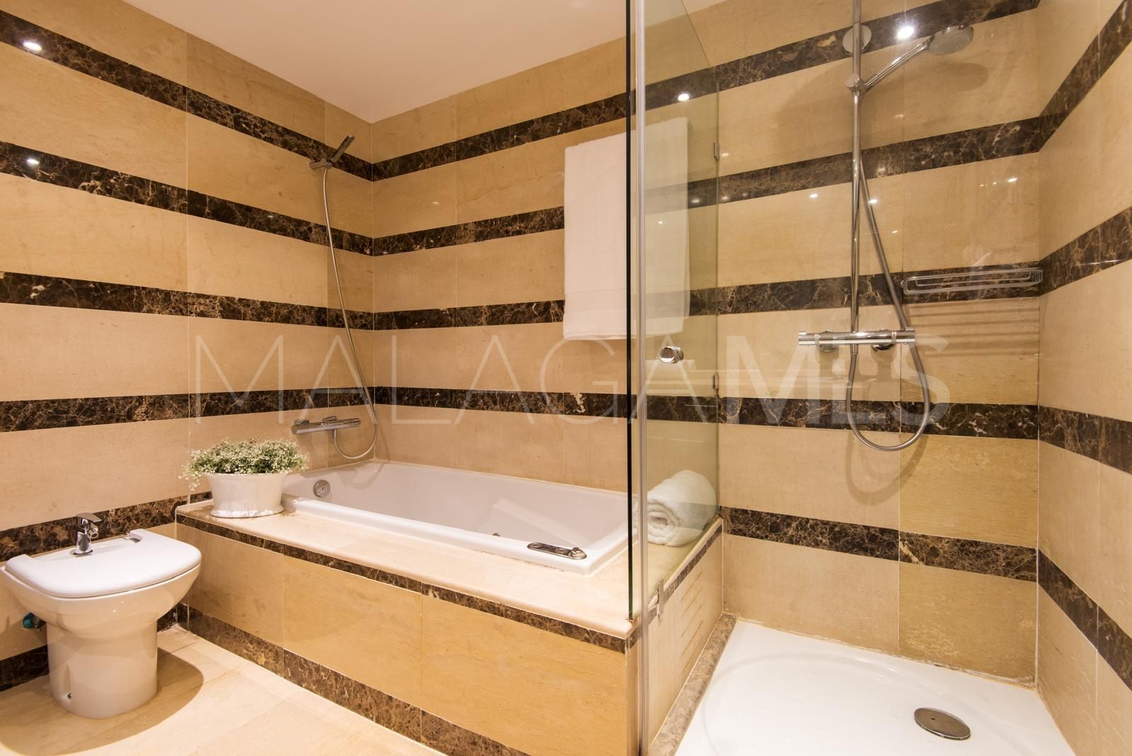 Radhus for sale in La Meridiana