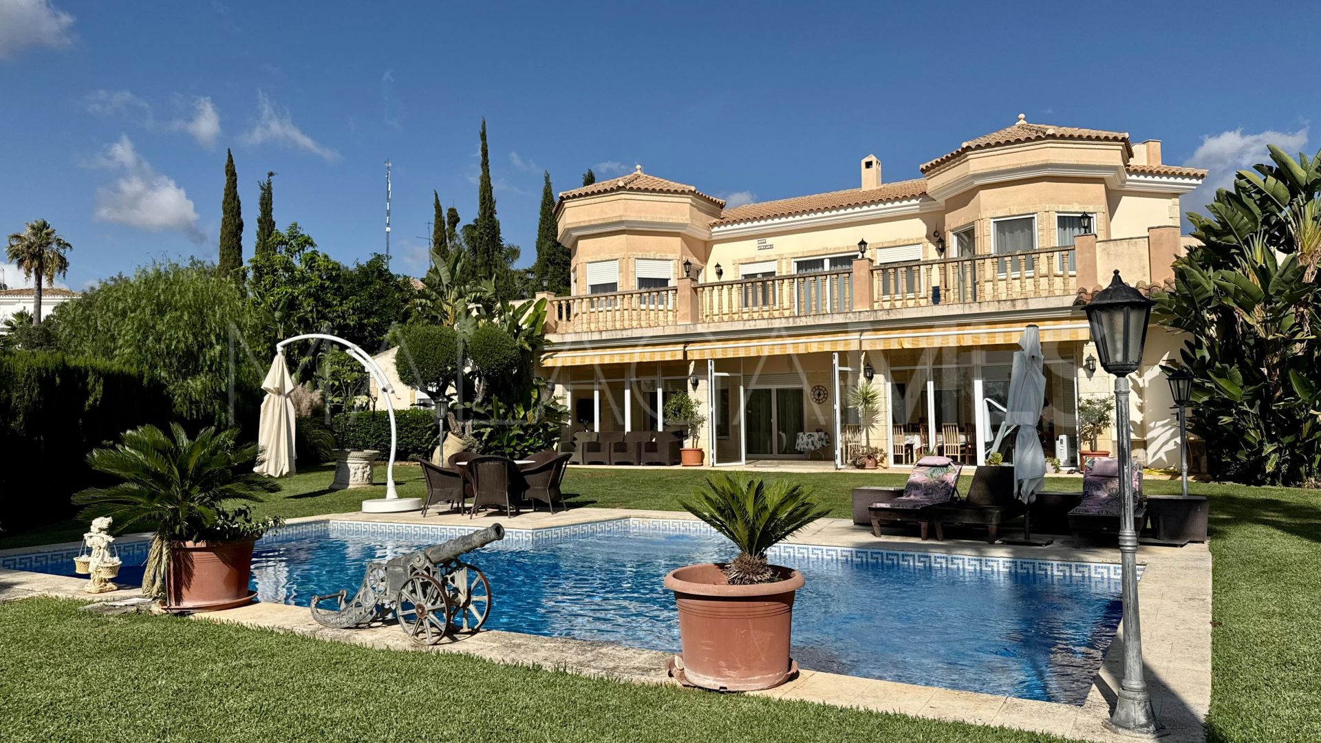 Villa for sale in El Rosario