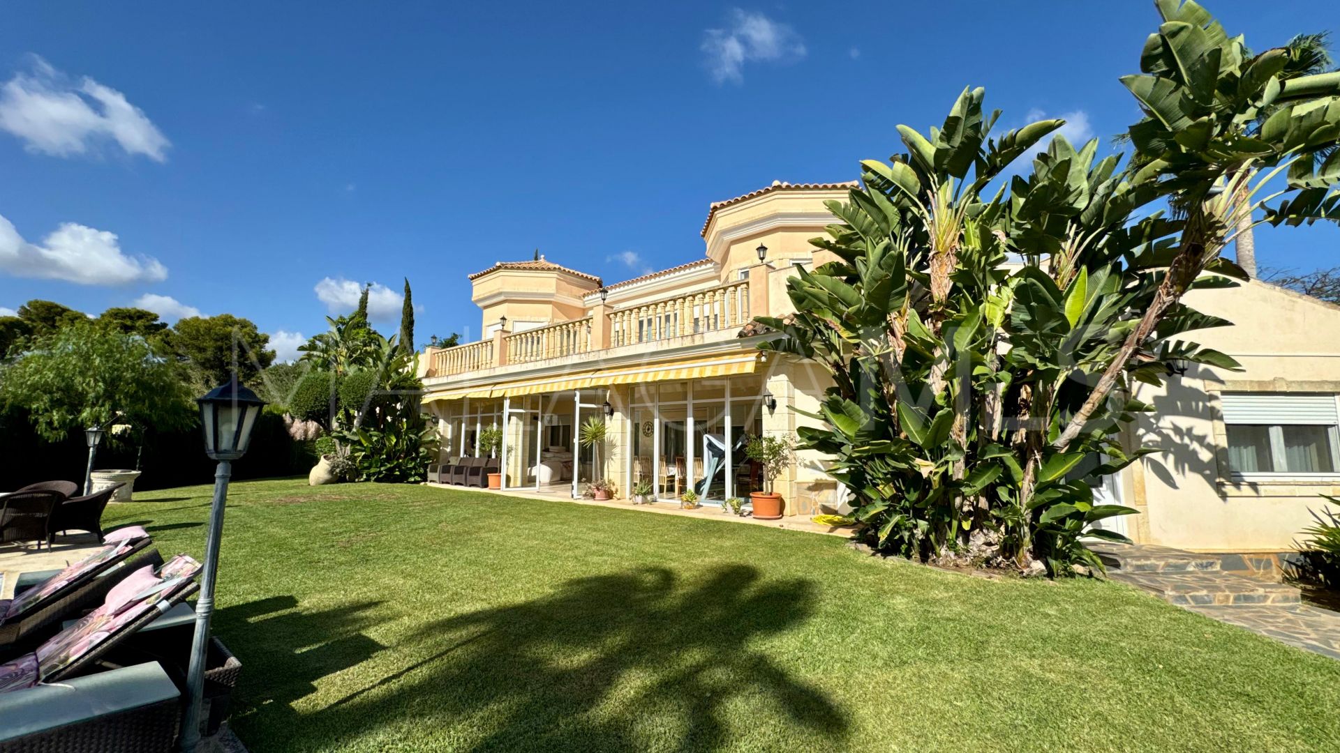 Villa for sale in El Rosario
