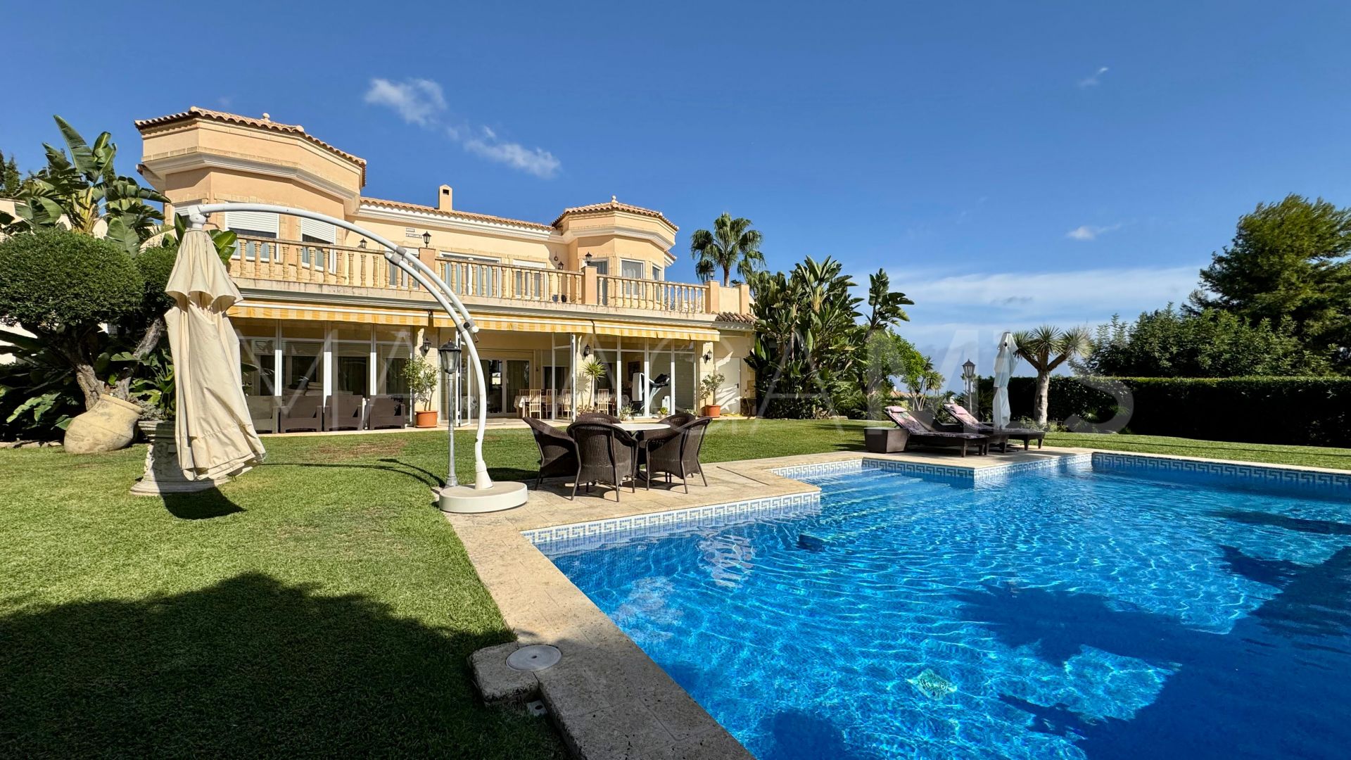 Villa for sale in El Rosario