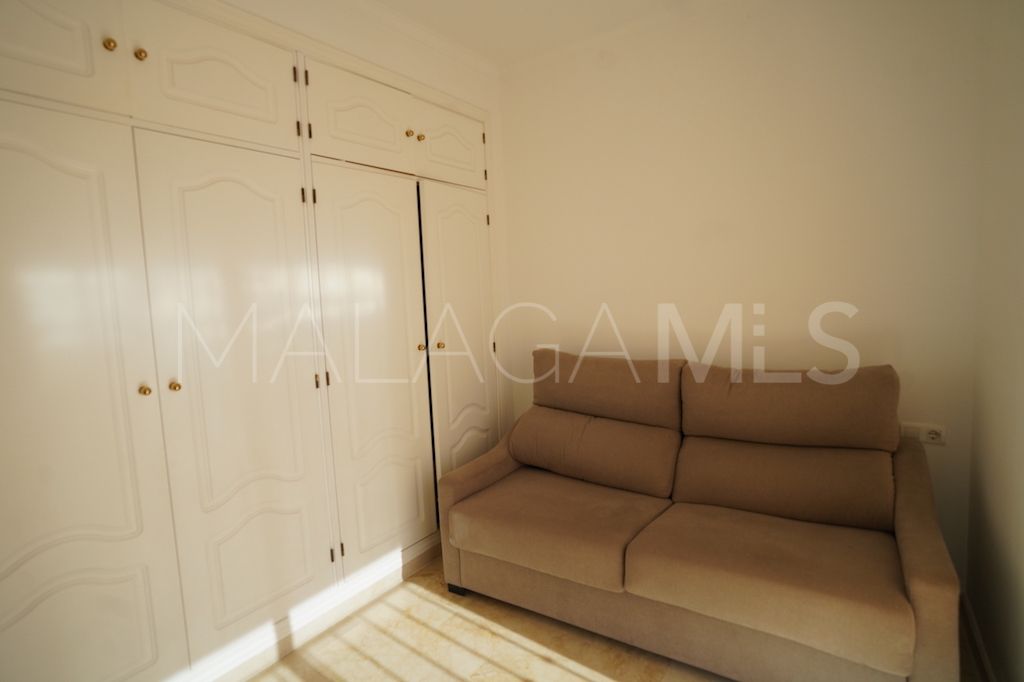 Radhus for sale in Aloha Lake Village