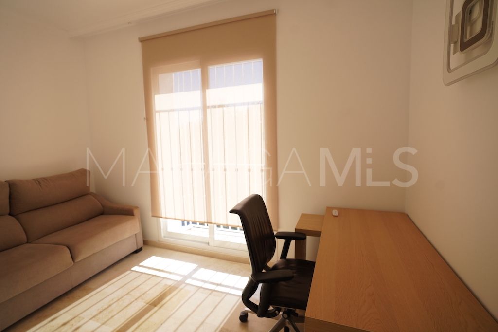 Radhus for sale in Aloha Lake Village