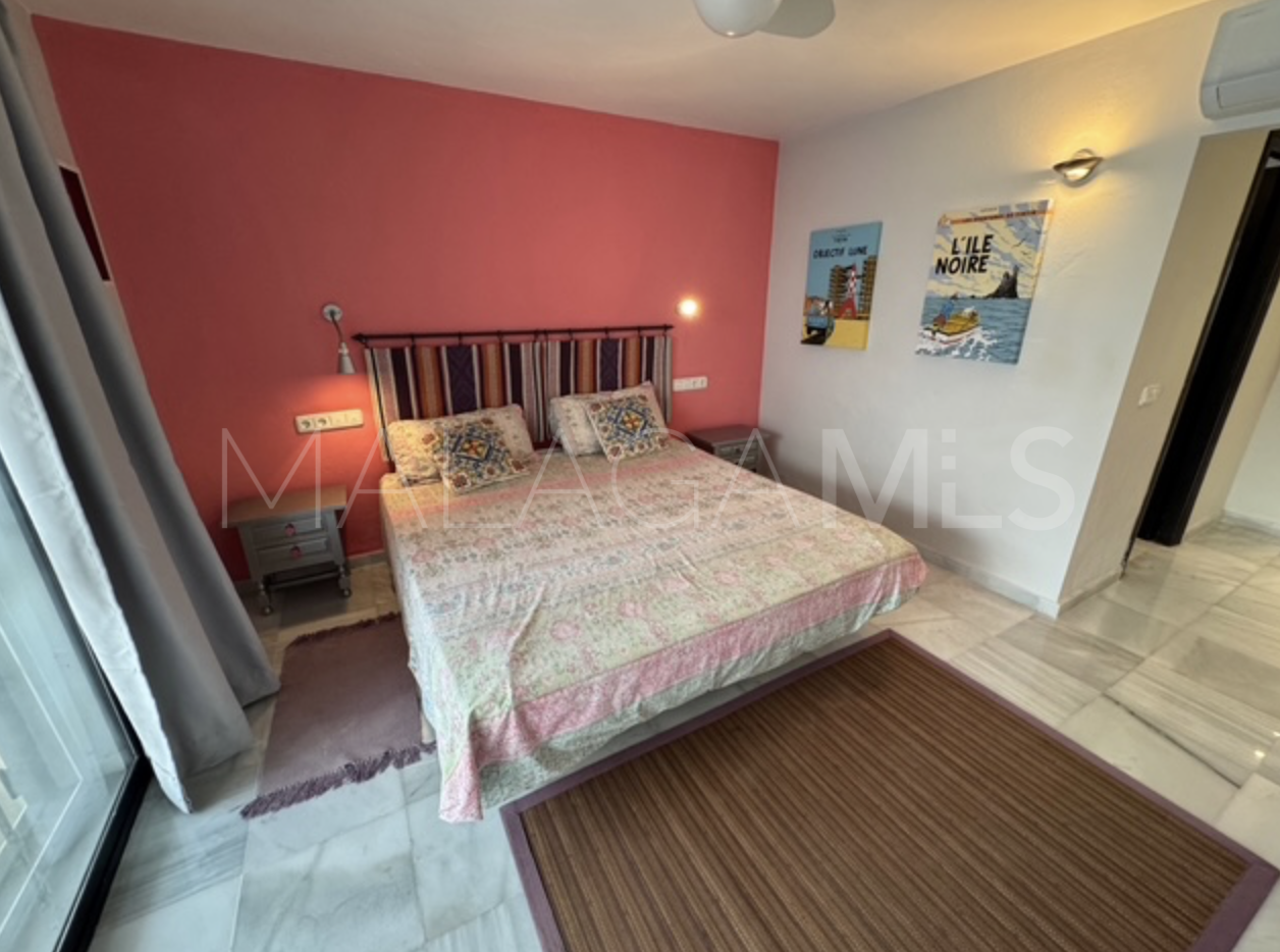 For sale villa with 5 bedrooms in Bahia Dorada