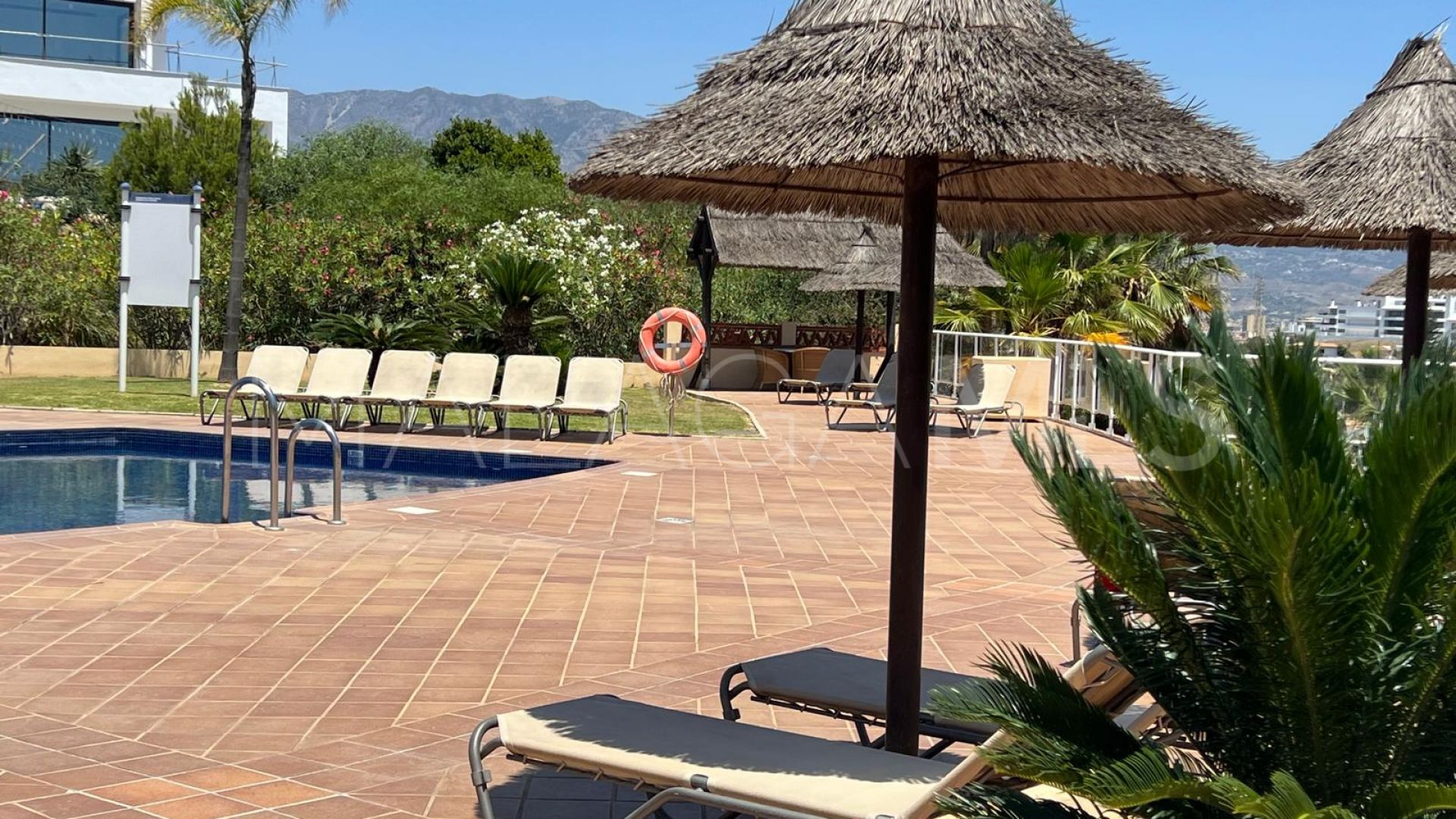 Appartement terrasse for sale in El Chaparral