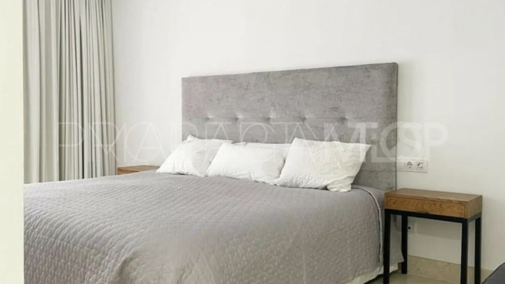 Se vende apartamento in Lomas del Rey de 3 bedrooms