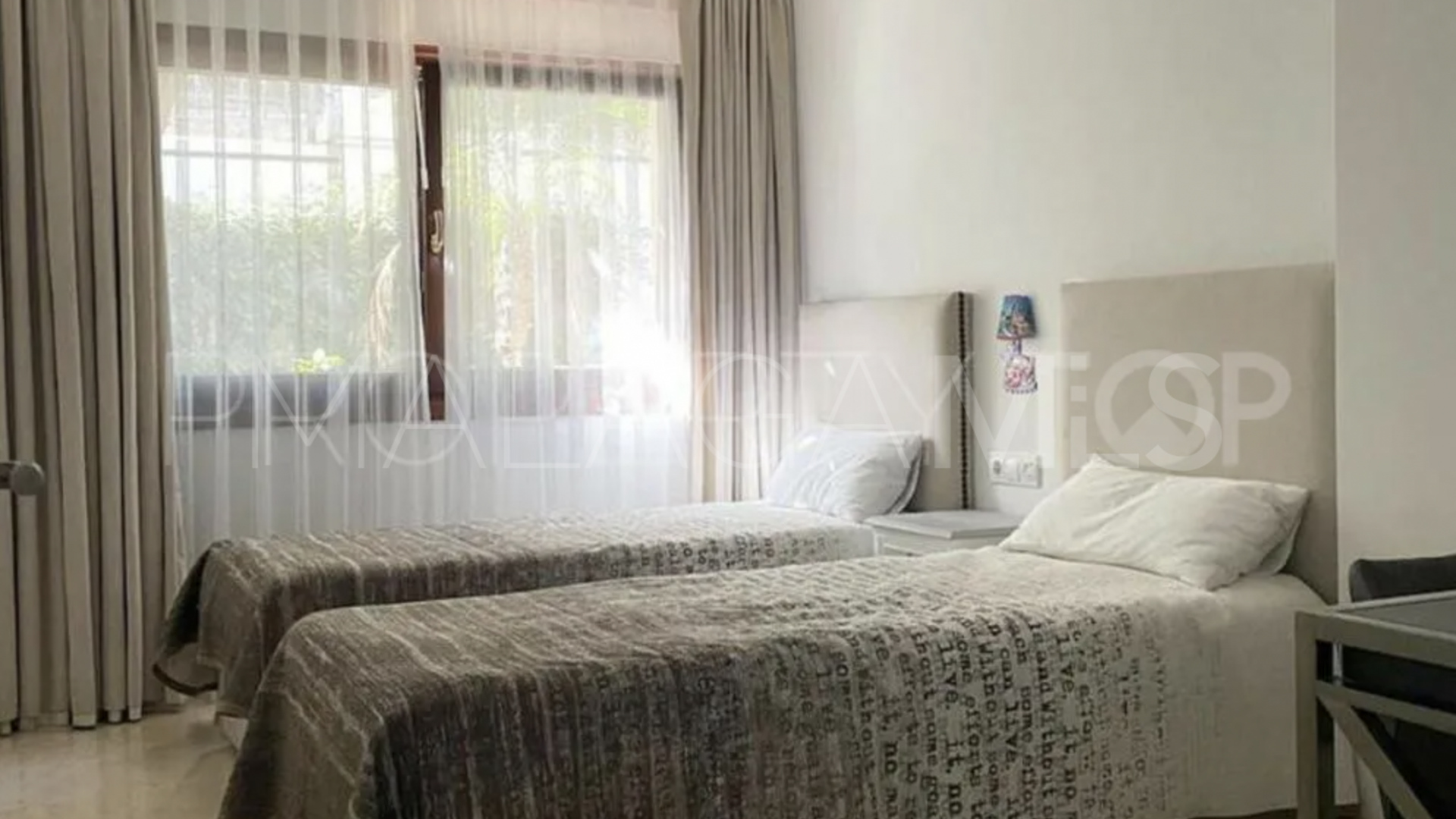 Se vende apartamento in Lomas del Rey de 3 bedrooms