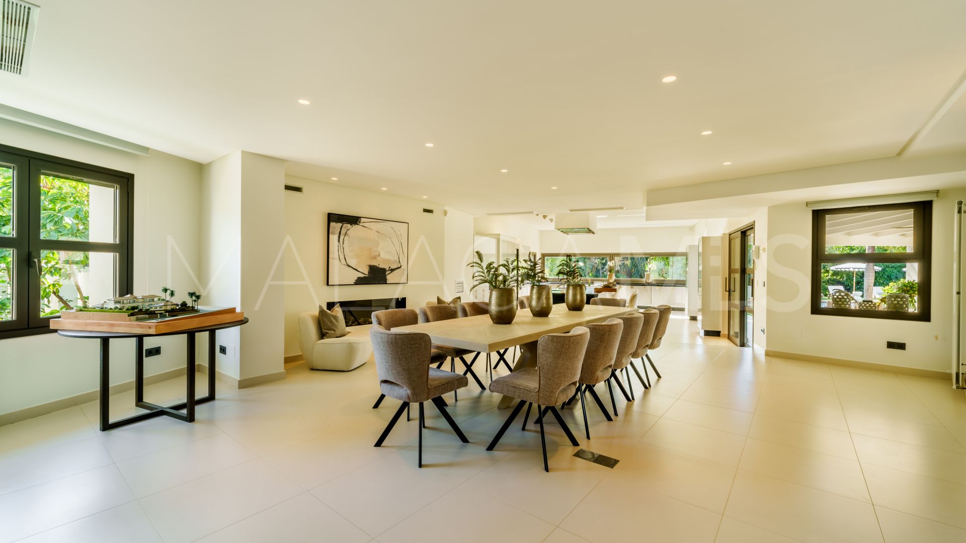 Se vende villa with 5 bedrooms in La Cerquilla