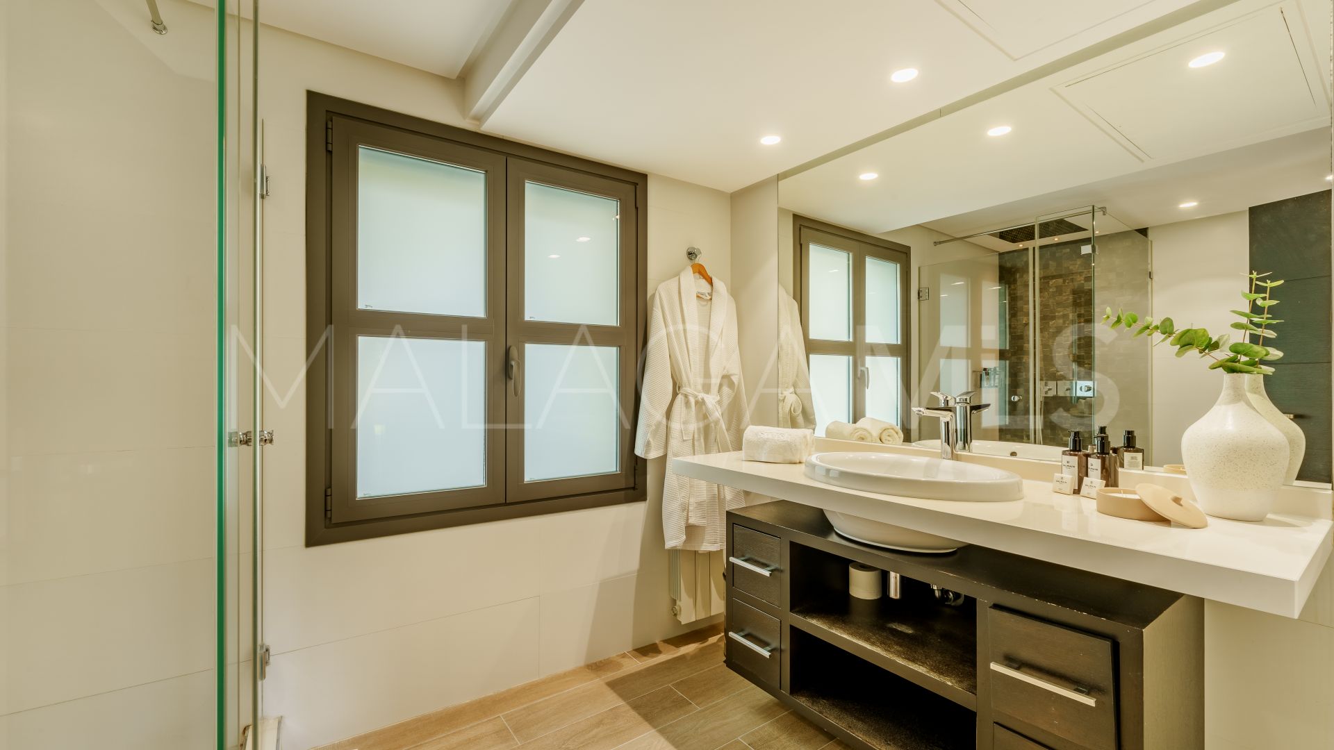 Se vende villa with 5 bedrooms in La Cerquilla