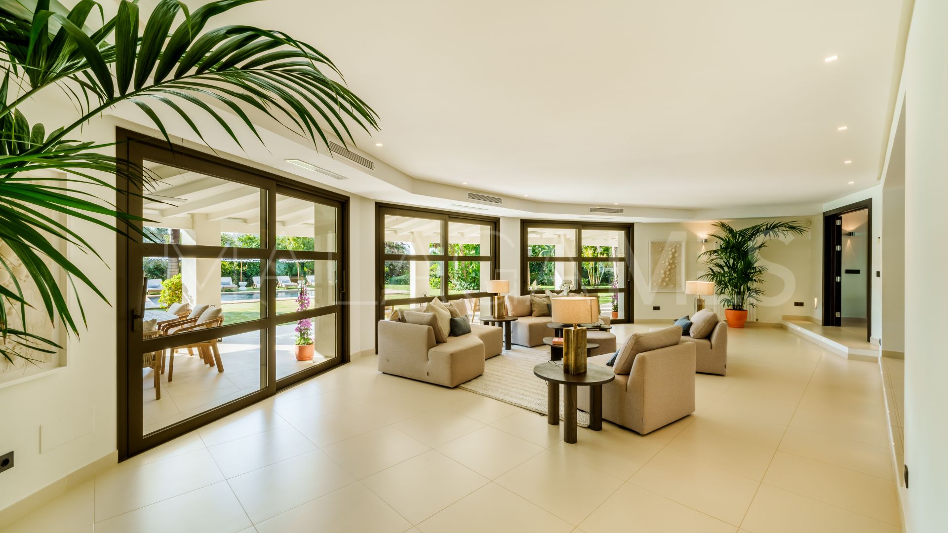 Se vende villa with 5 bedrooms in La Cerquilla