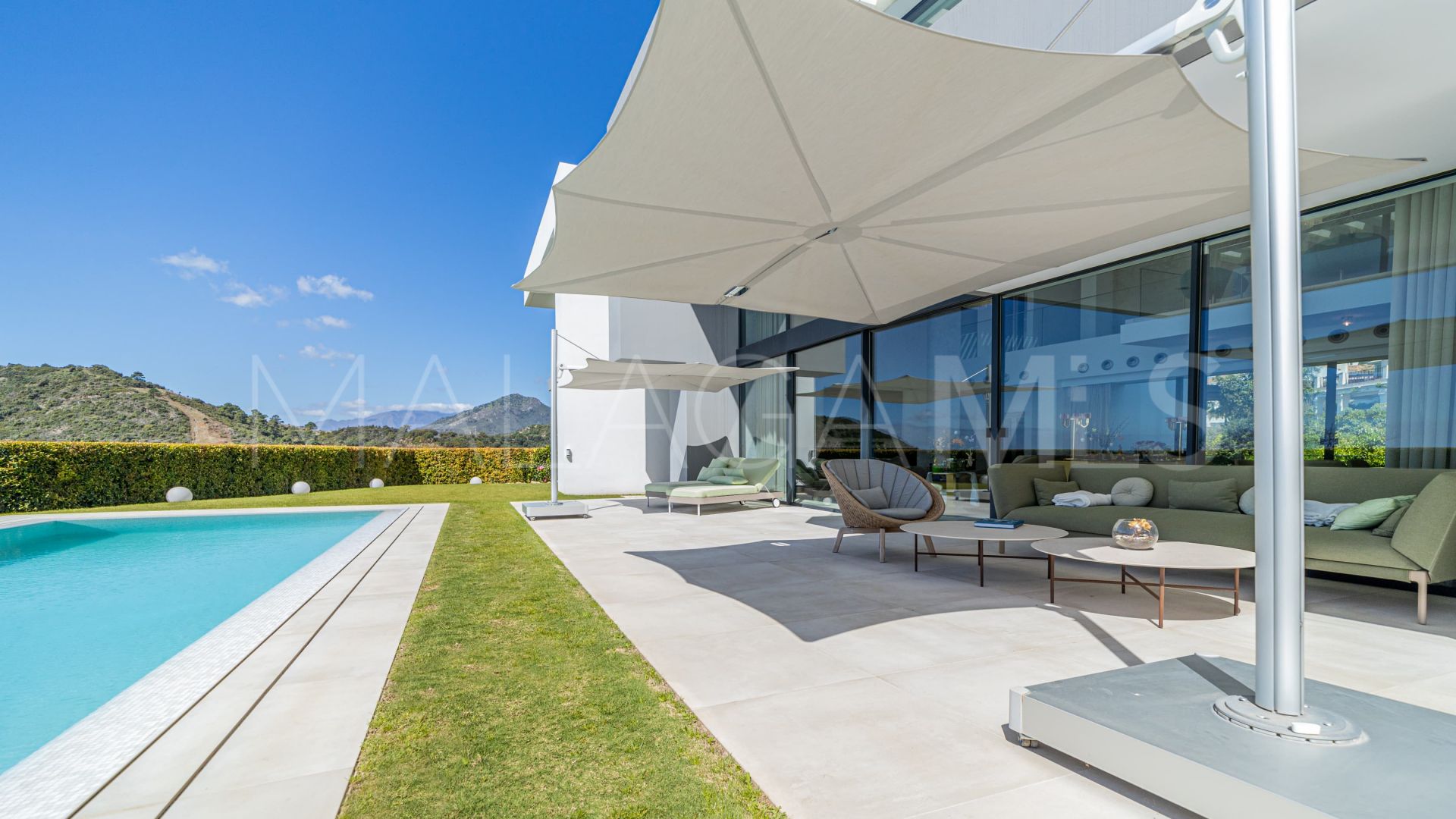 Villa for sale in Los Arqueros