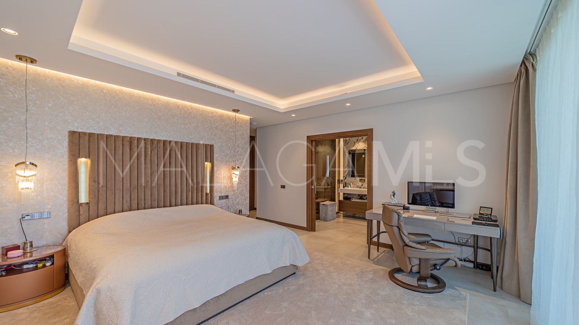 Villa for sale in Los Arqueros