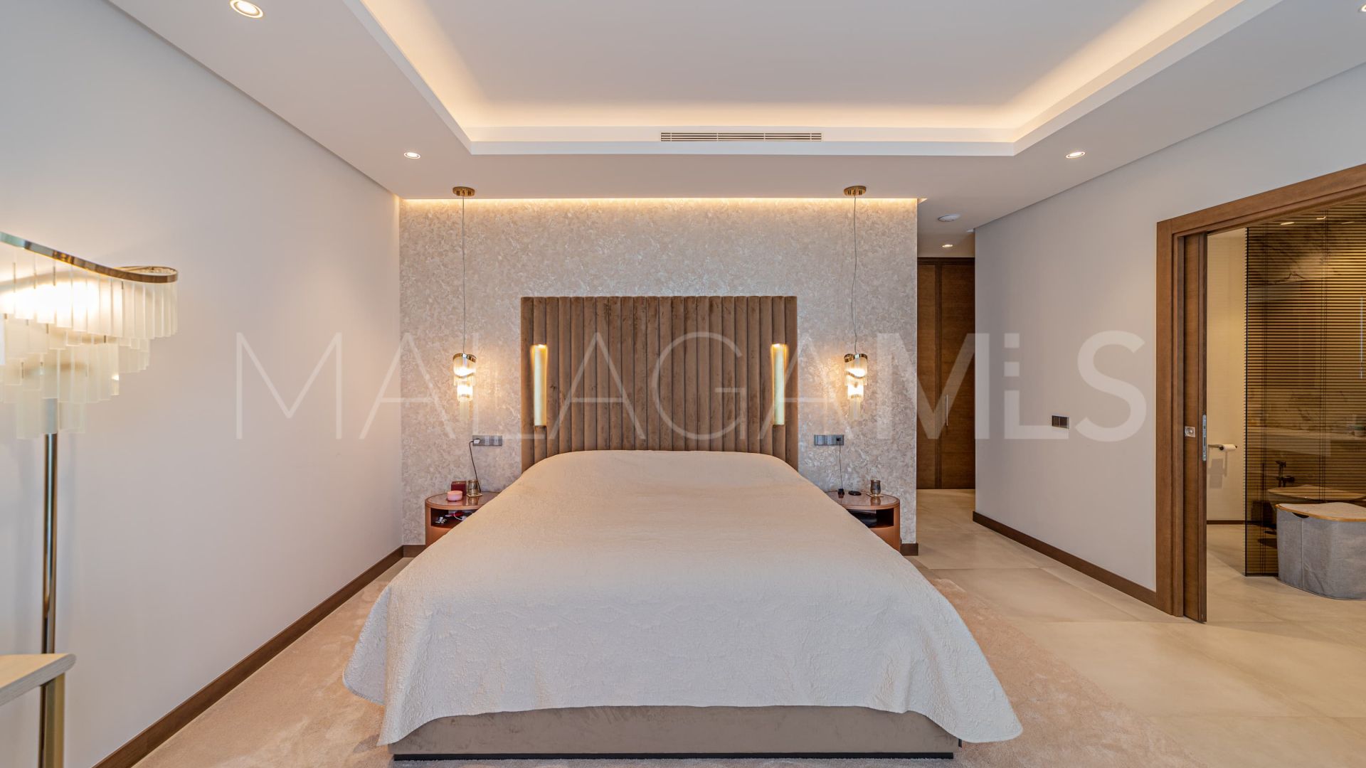 Villa for sale in Los Arqueros