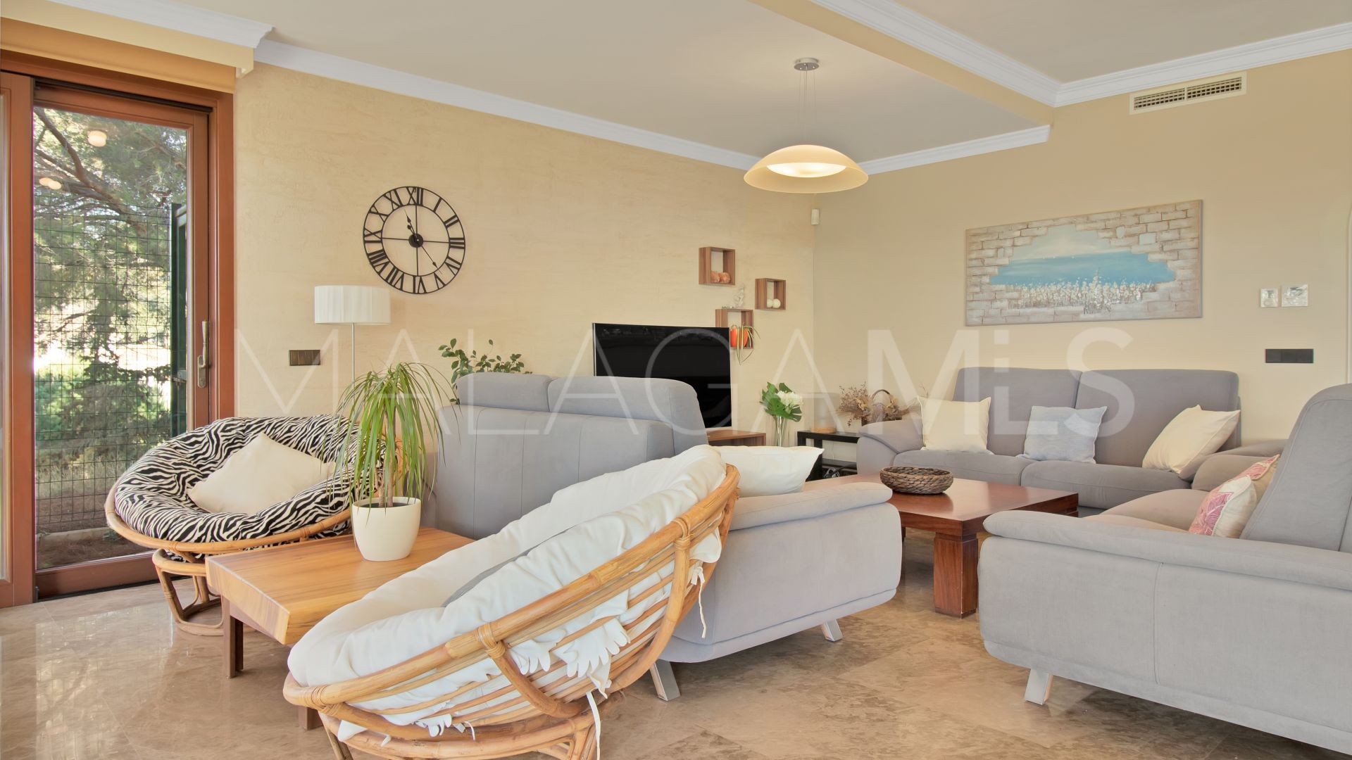 5 bedrooms house in Elviria for sale
