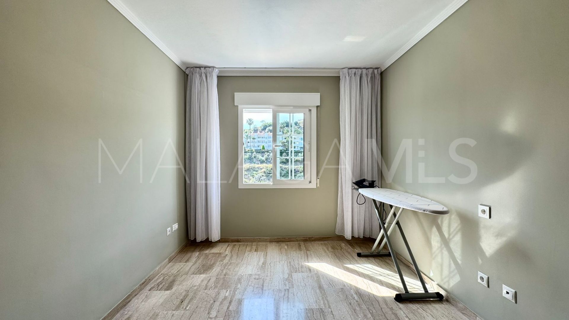 Radhus for sale in Calahonda