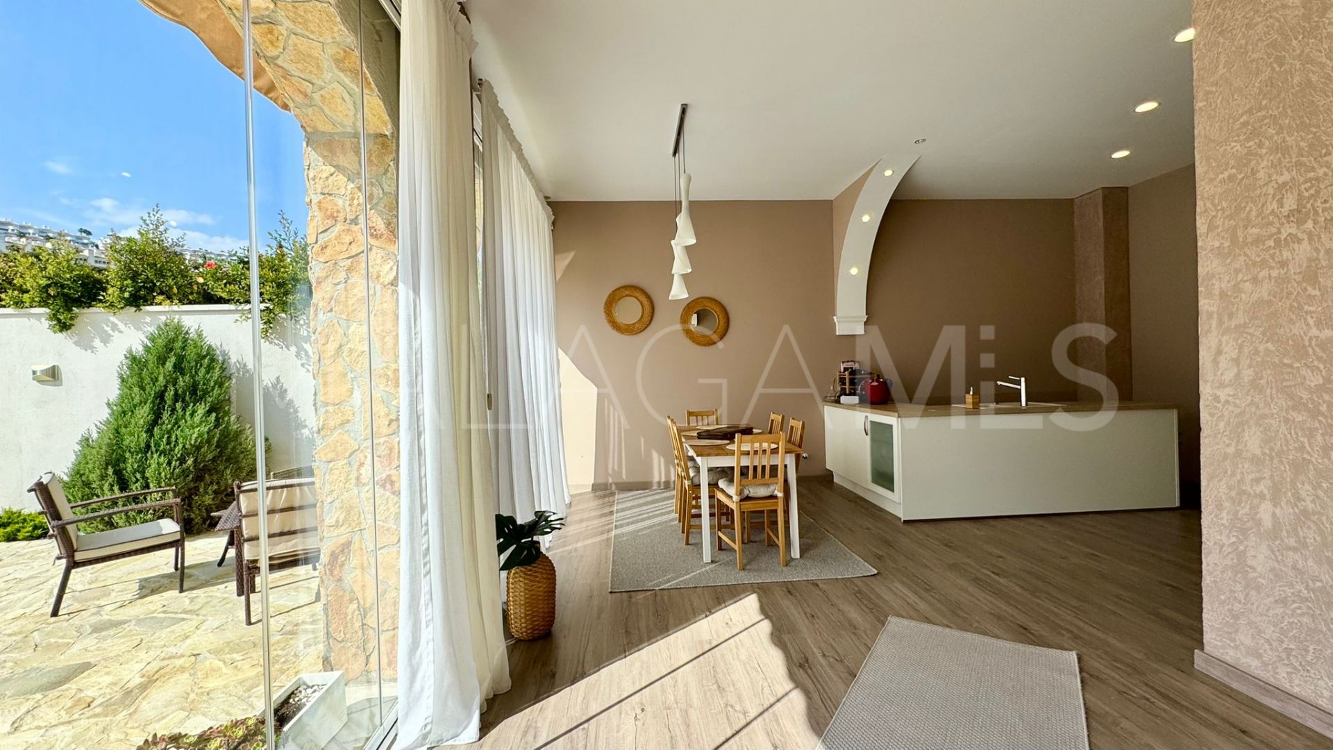 Radhus for sale in Calahonda
