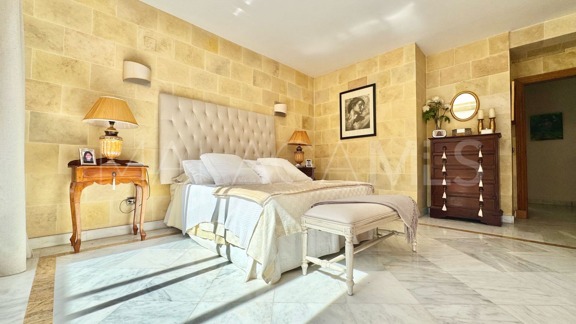 Maison jumelée for sale in Lomas de Puente Romano