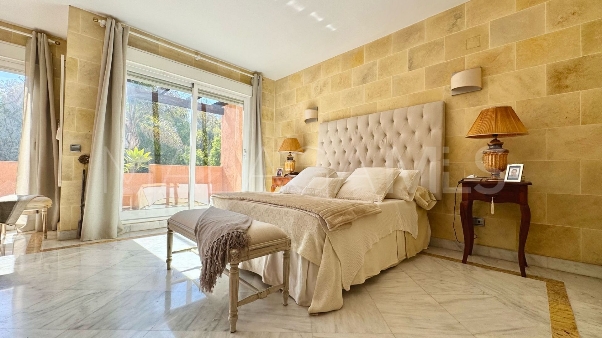 Maison jumelée for sale in Lomas de Puente Romano